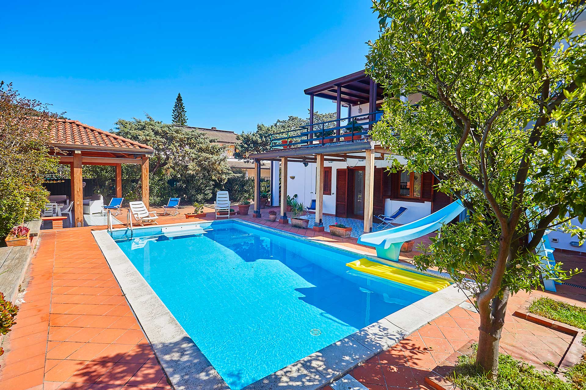 Fully equipped villa with pool—from Nov 2026 to May 2027