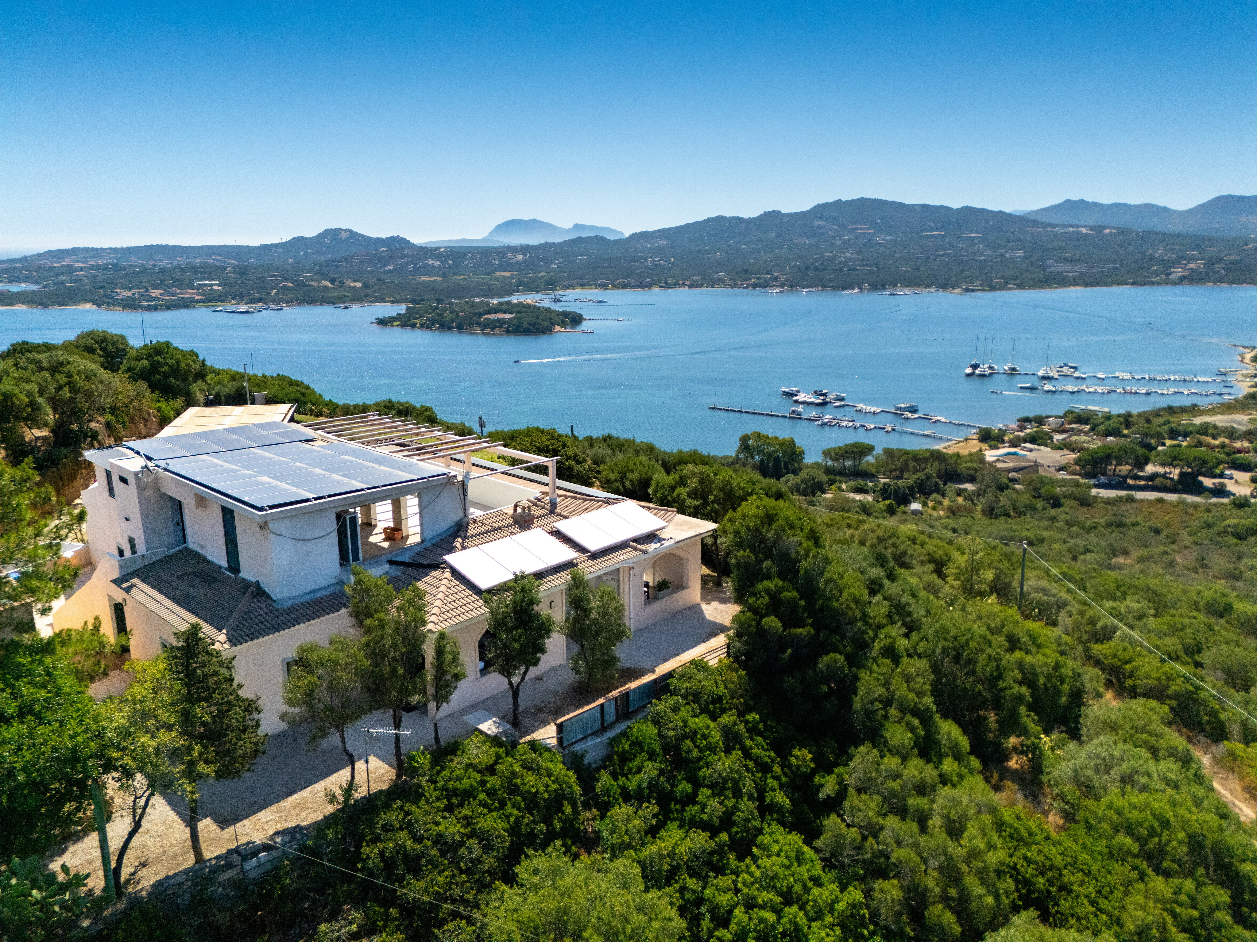 Green & Blue Villa | Sea view