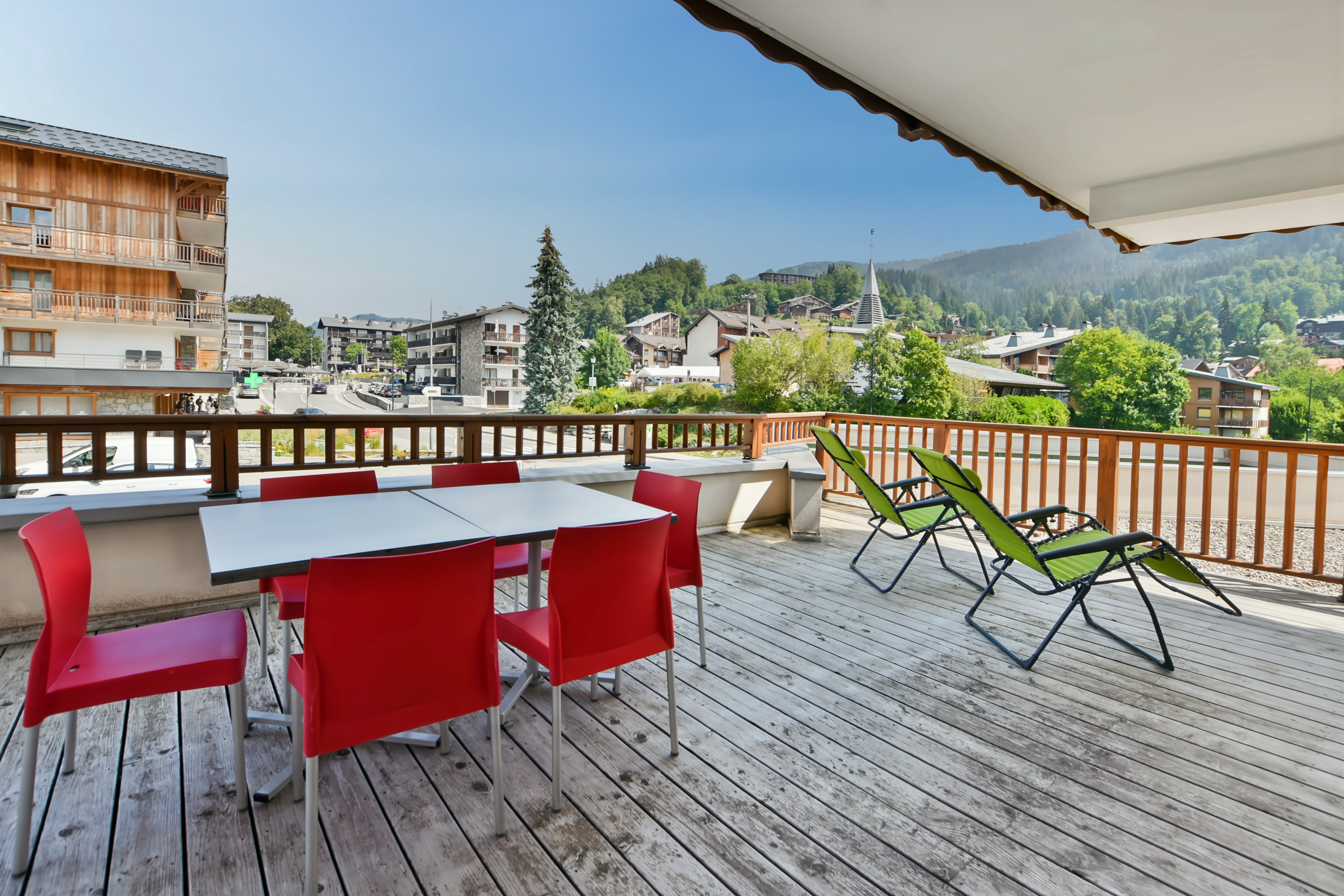 Charming two-bedroom apartment in a tourist residence