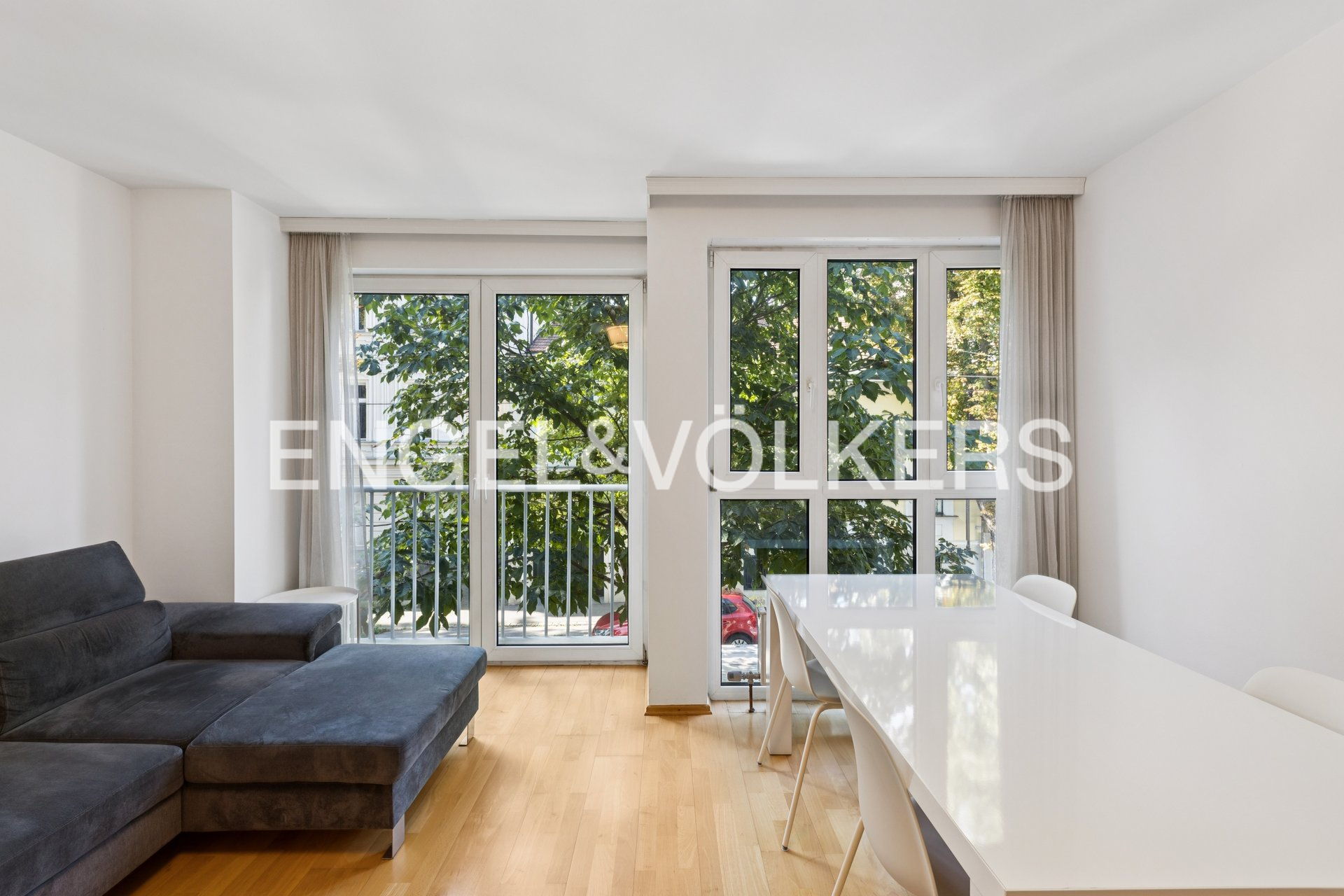 Furnished Sunny Apartment near Saarplatz