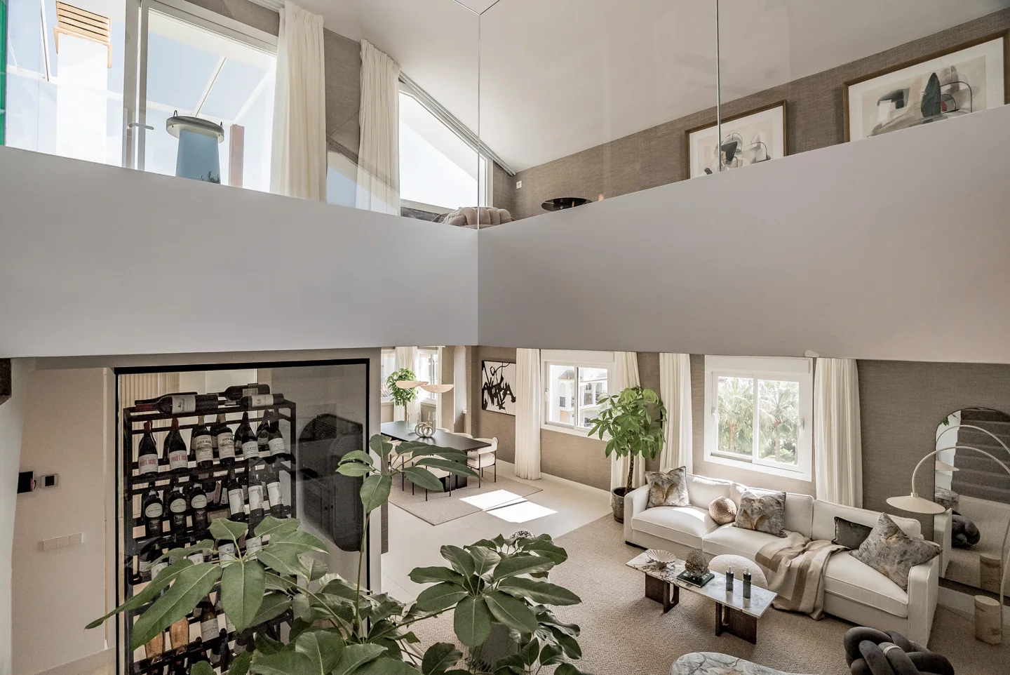 Goldene Meile: Luxuriöses Duplex-Penthouse mit atemberaubendem Blick