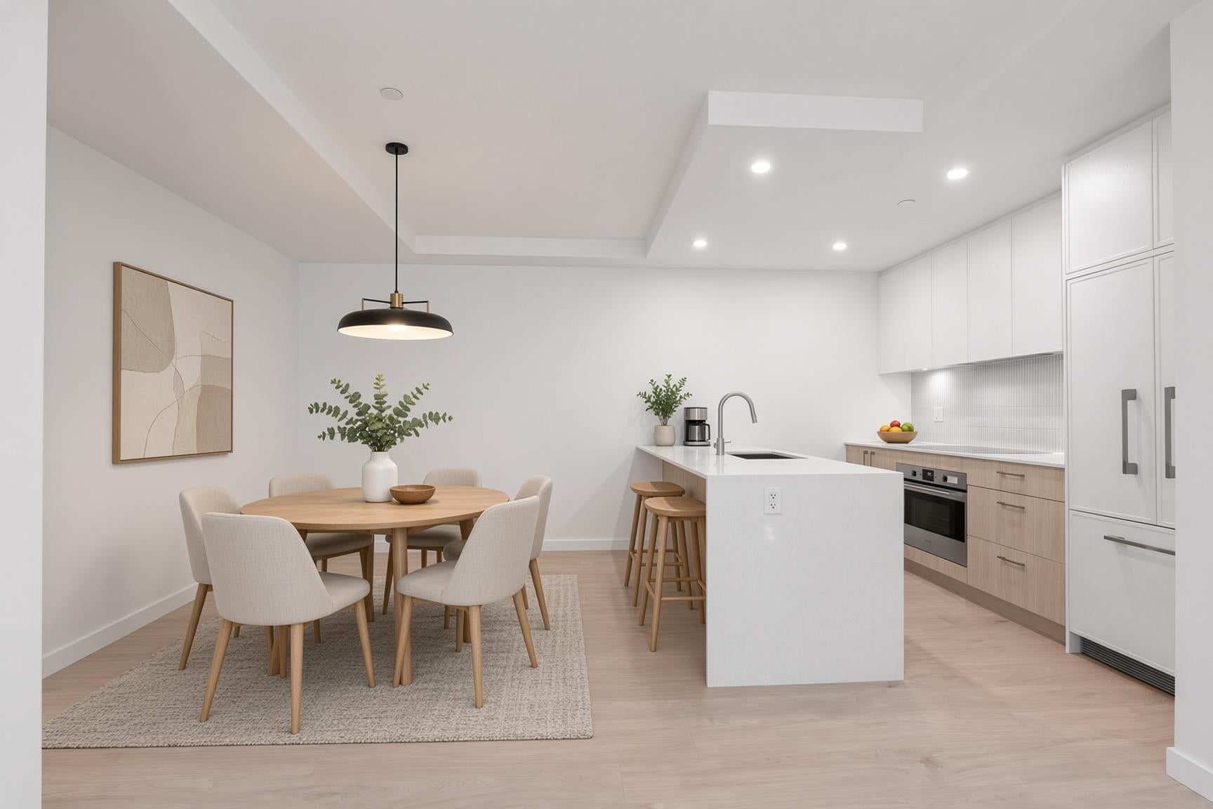 Sleek Garden Suite, Surrounded by North Shore's Forest