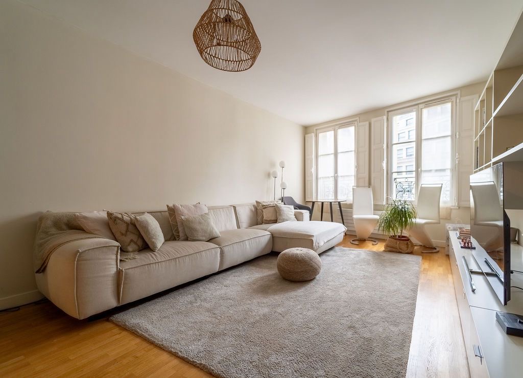Élégant duplex rénové - Mail