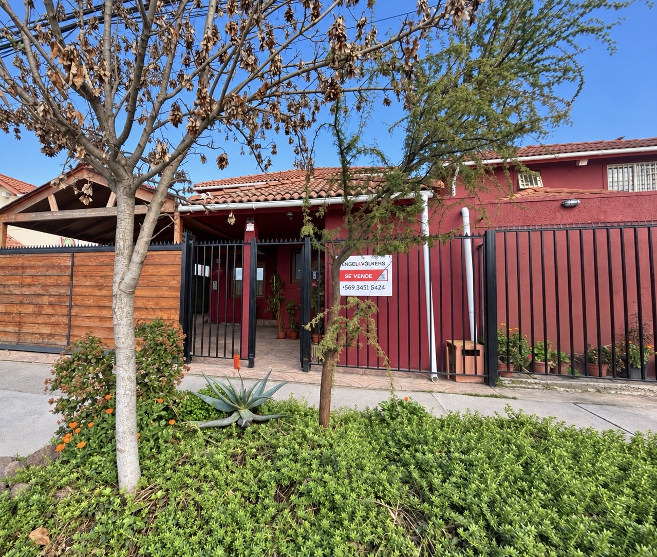 Casa recién remodelada en Jardín  Orquídeas de Linderos