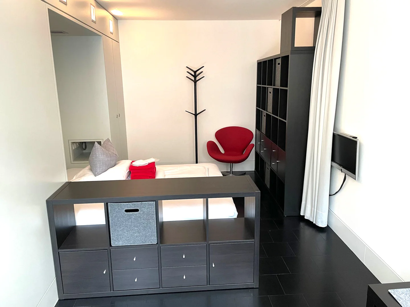 Junge Wohngemeinschaft in herausragenden City-Apartments - Photo 3