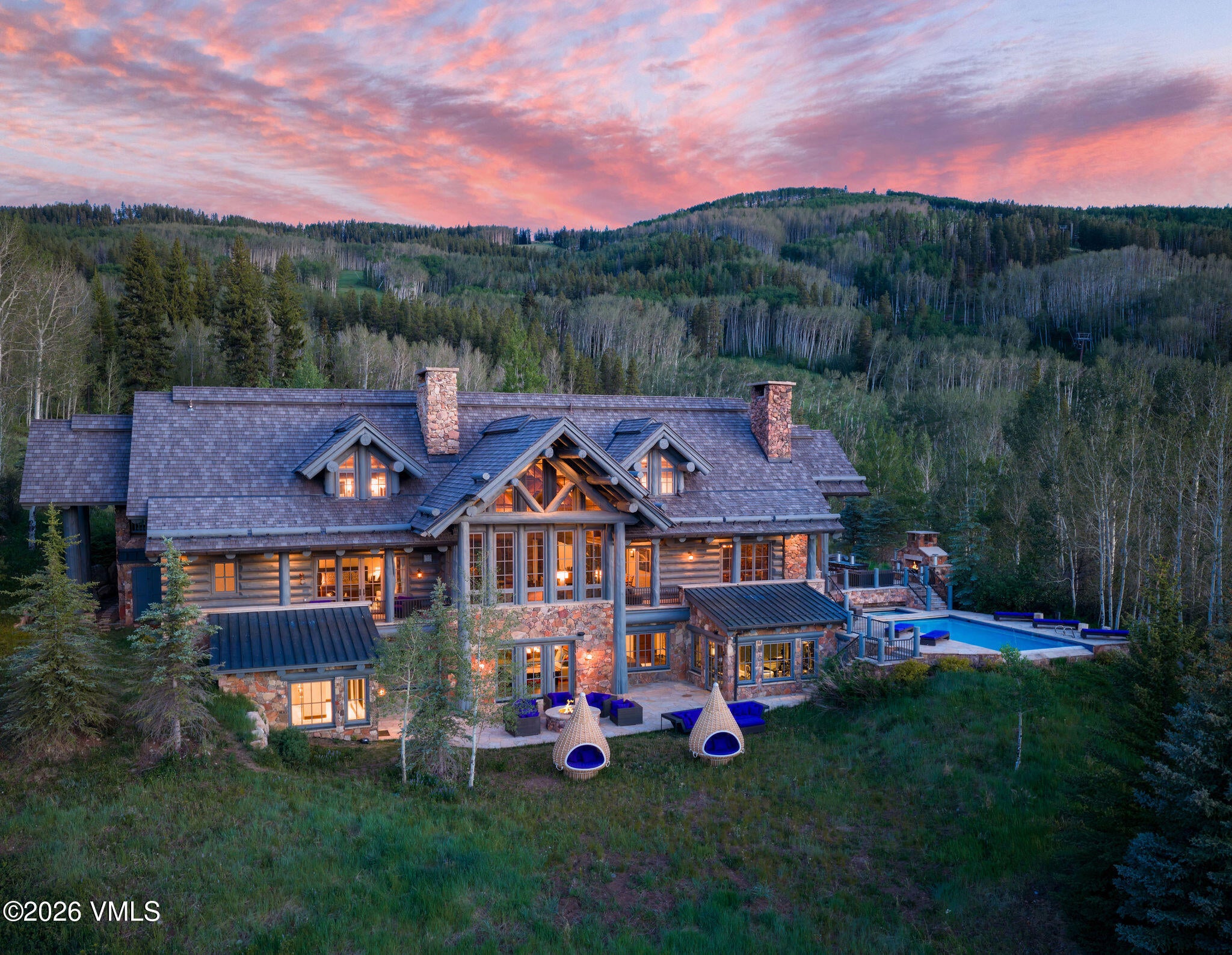 Refined Mountain Retreat