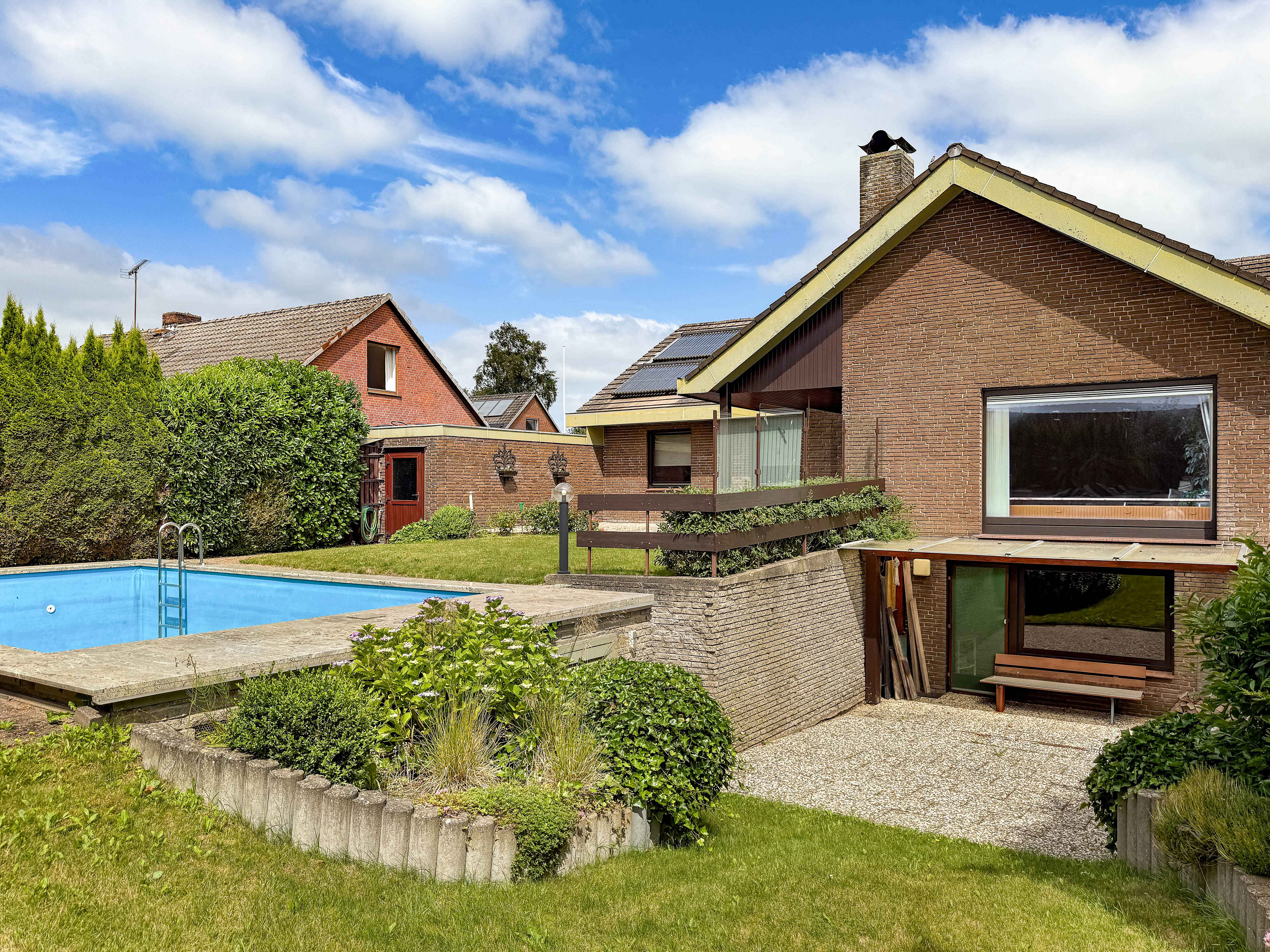 Familienfreundlich wohnen in Osterby – Großzügiges Haus mit Pool, Sauna und bis zu 5 Schlafzimmern