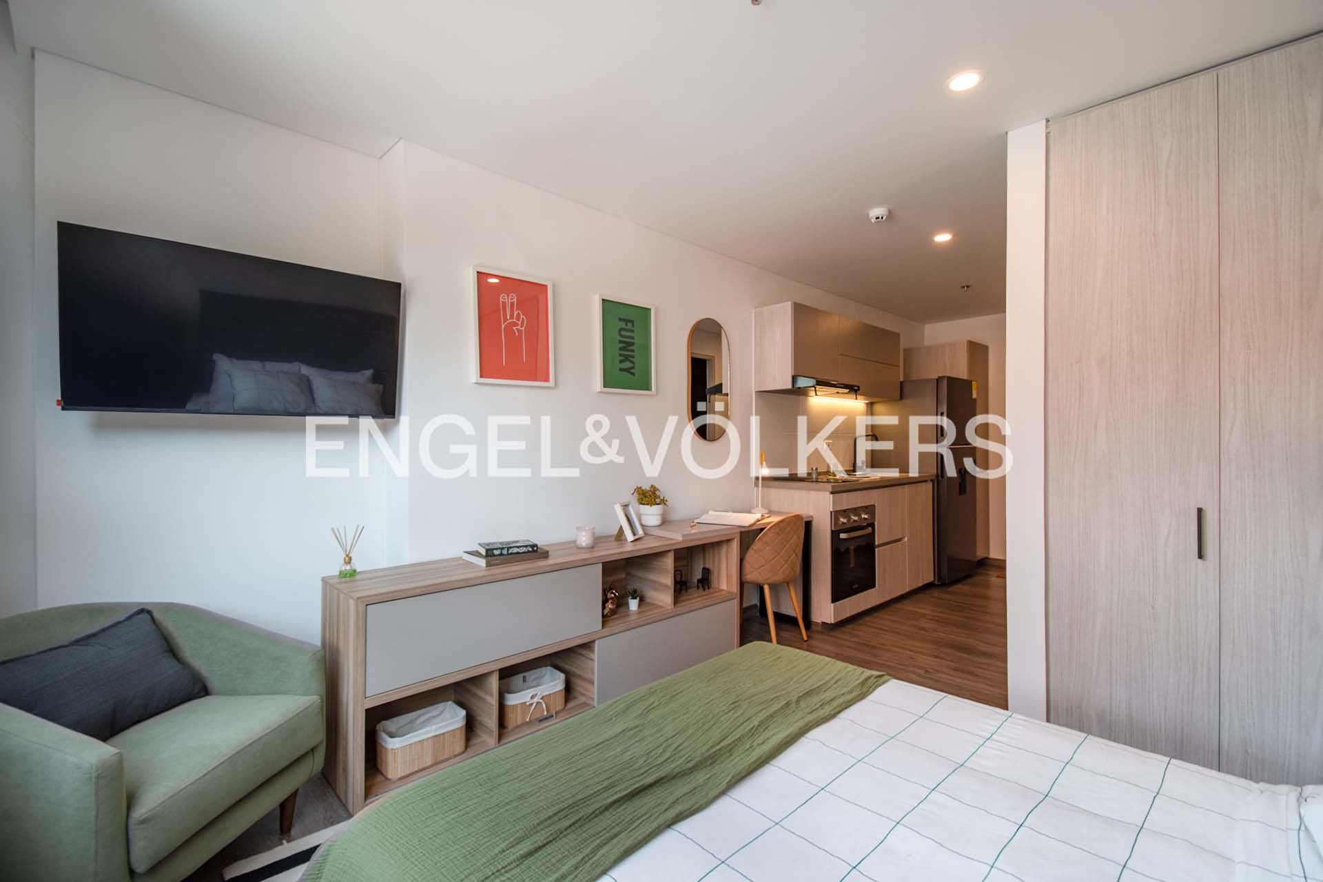 Apartamento amoblado para estrenar para arriendo en la 72