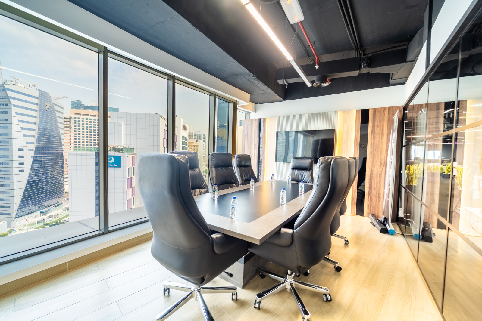 Fully Fitted | Luxury Office | Furnished | 11 PS
