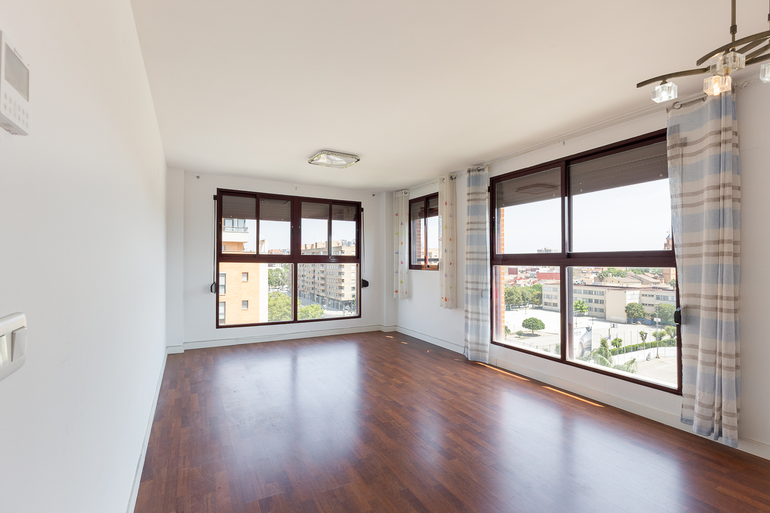 Your new home in Nou Campanar: space, light, and quality of life