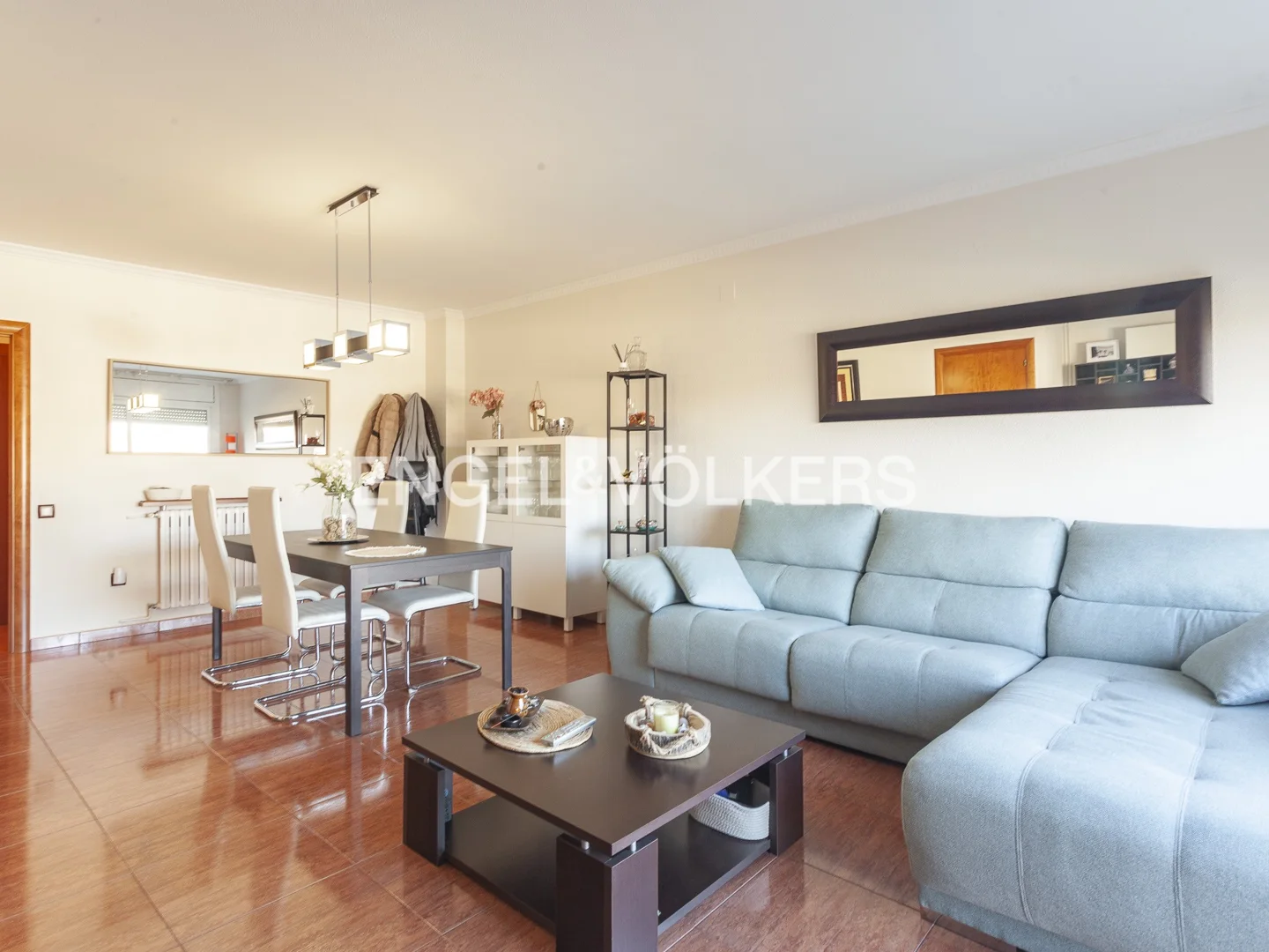 Fantastic semi-detached house in the center of Sant Quirze
