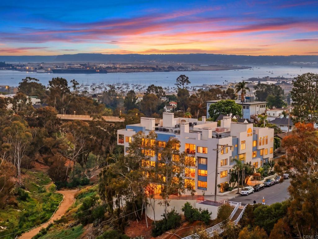 Bankers Hill Condo with Breathtaking Views in San Diego, CA
