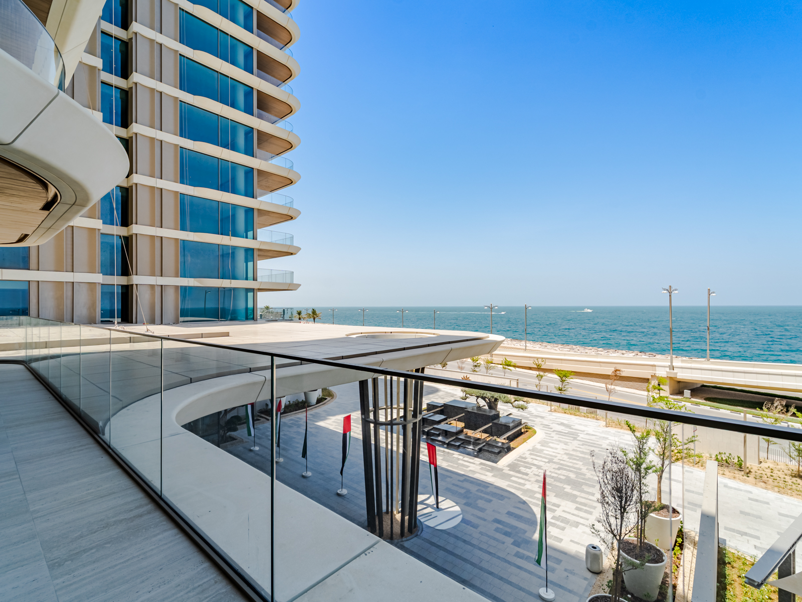 Ultra Luxury | Beach Front | Corner Unit