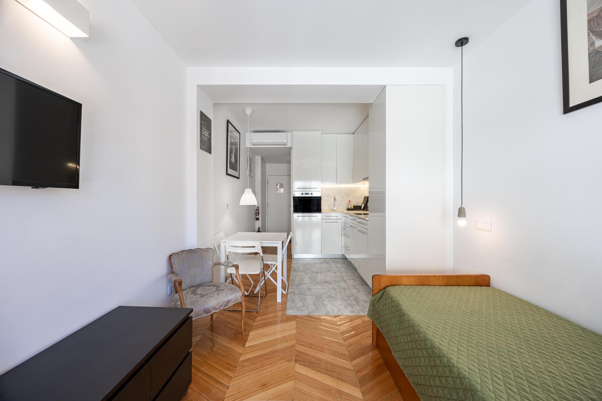 Renovated studio for rent
