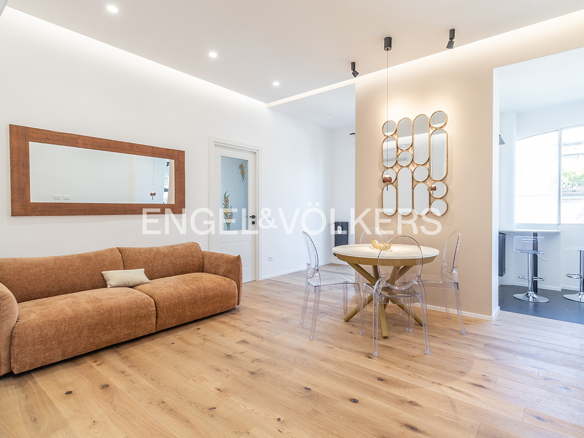 Elegant, fully renovated and furnished apartment – Torbole Street – Cortina d’Ampezzo