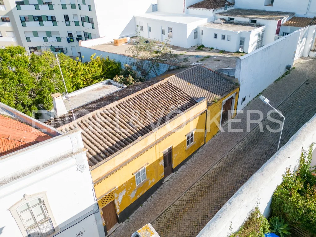 Investment opportunity in Tavira downtown