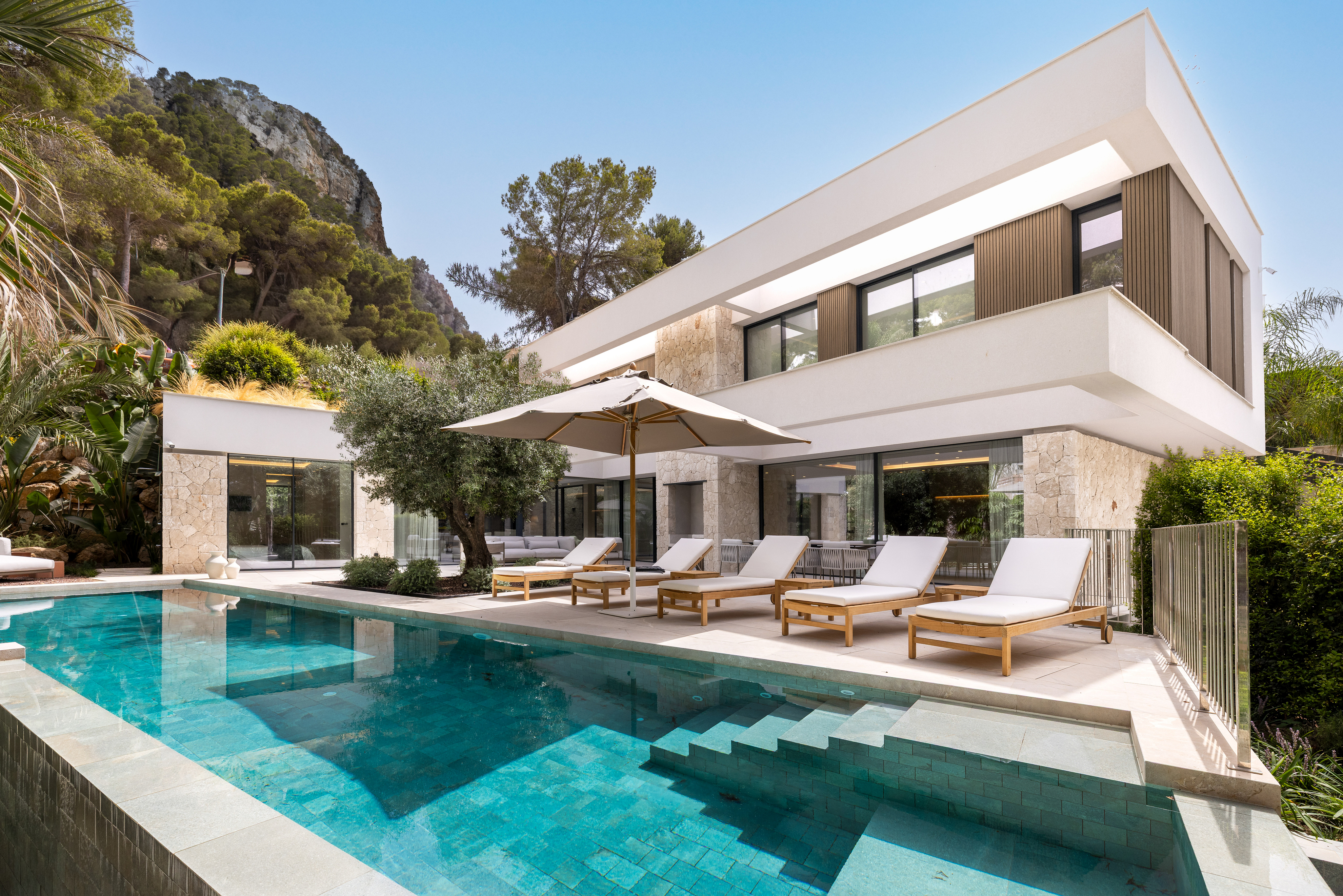 Exclusive new-build villa in Port Andratx