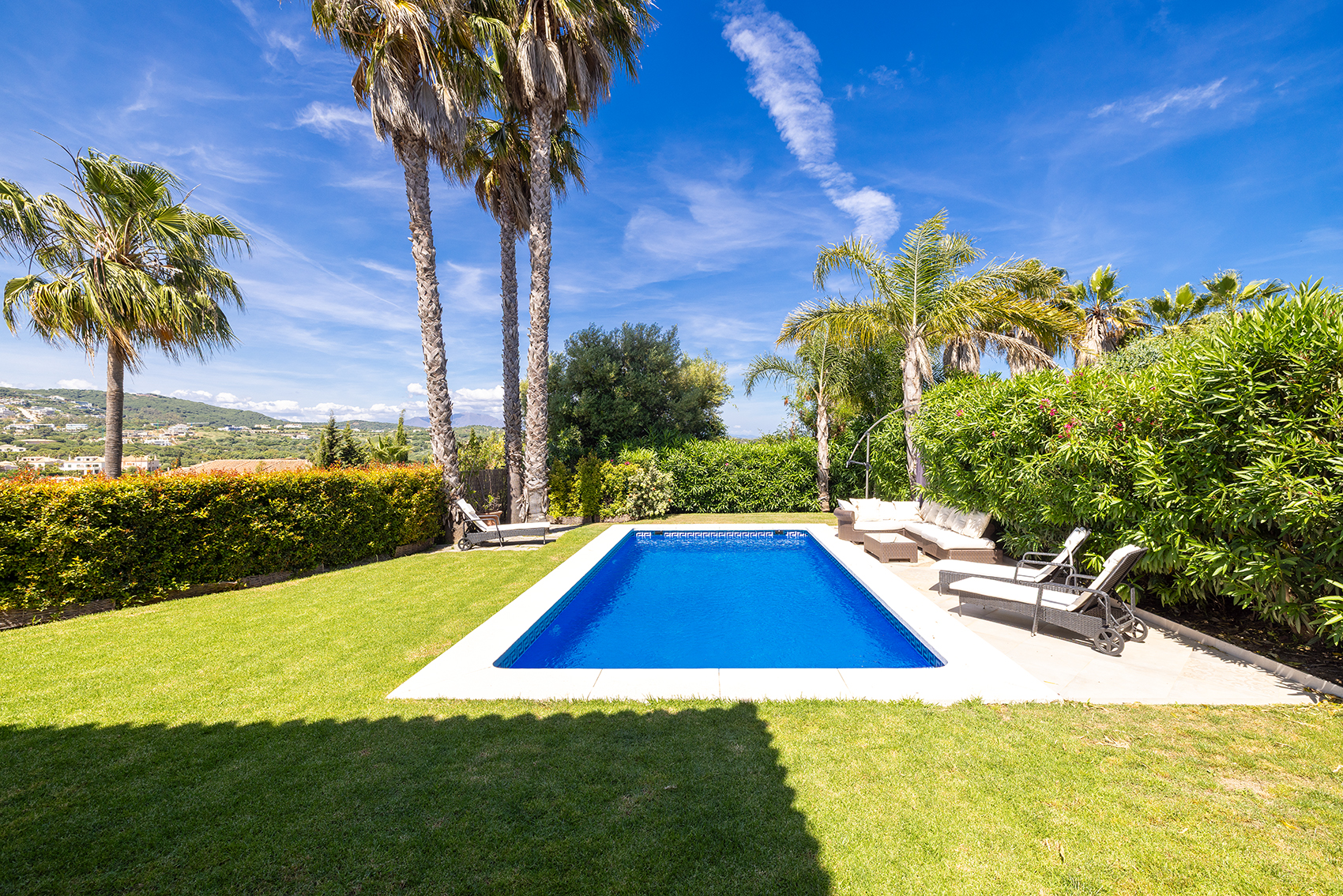 Prime F-Zone 4 Bed Villa with Panorama Views and Multi-Use Basement Space