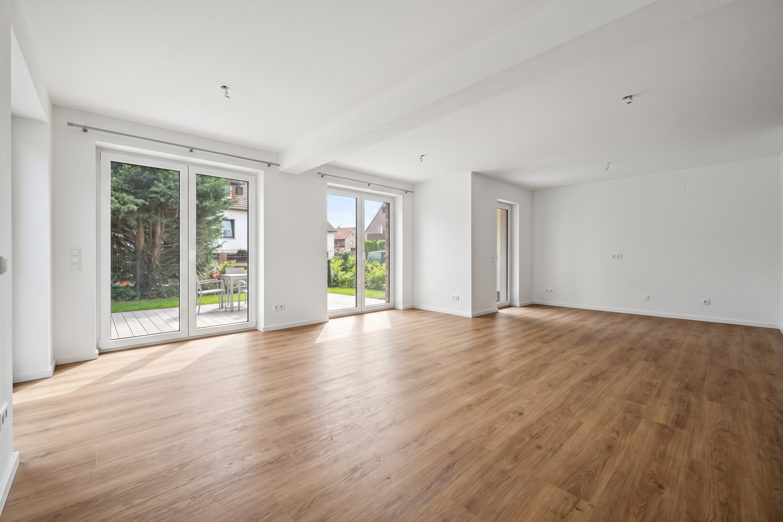 Exklusiver Neubau-Erstbezug – 3-Zimmer-Wohnung mit Terrasse in ruhiger Wohnlage