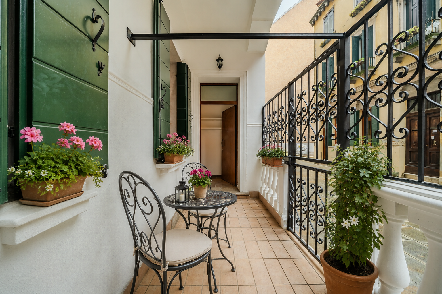 Authentische Wohnung am Wasser mit privater Terrasse