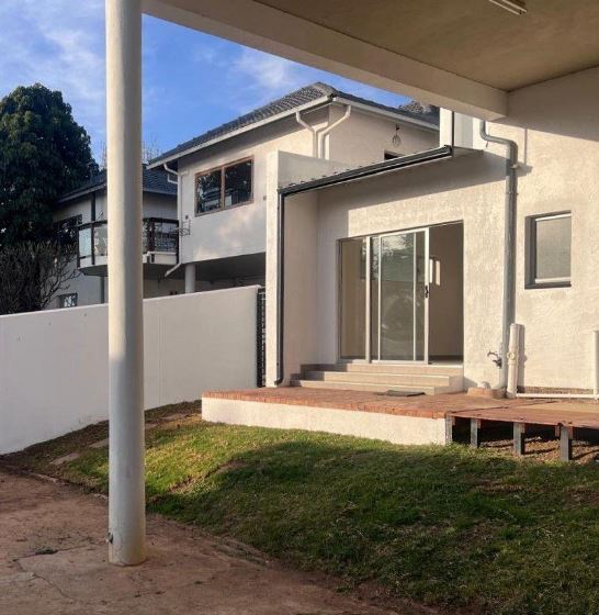 House for sale in sought after Lynnwood Gardens