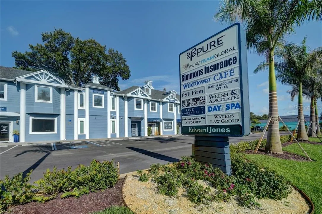 Available Space for Lease at Belleair Landing