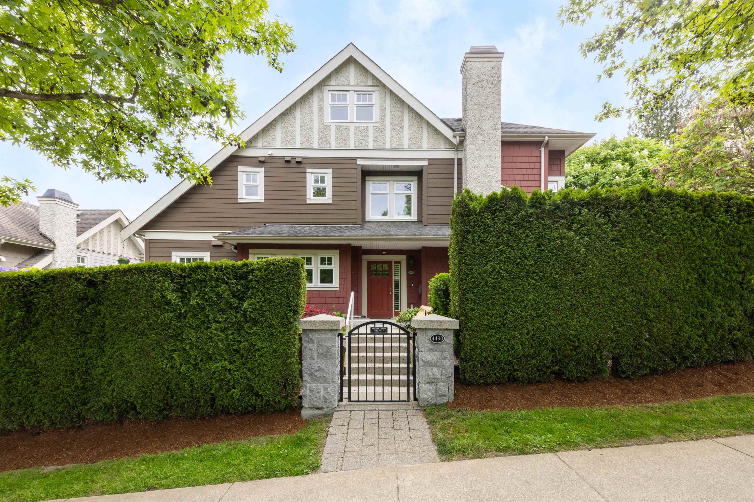 One-Level Sasamat Gardens Townhome