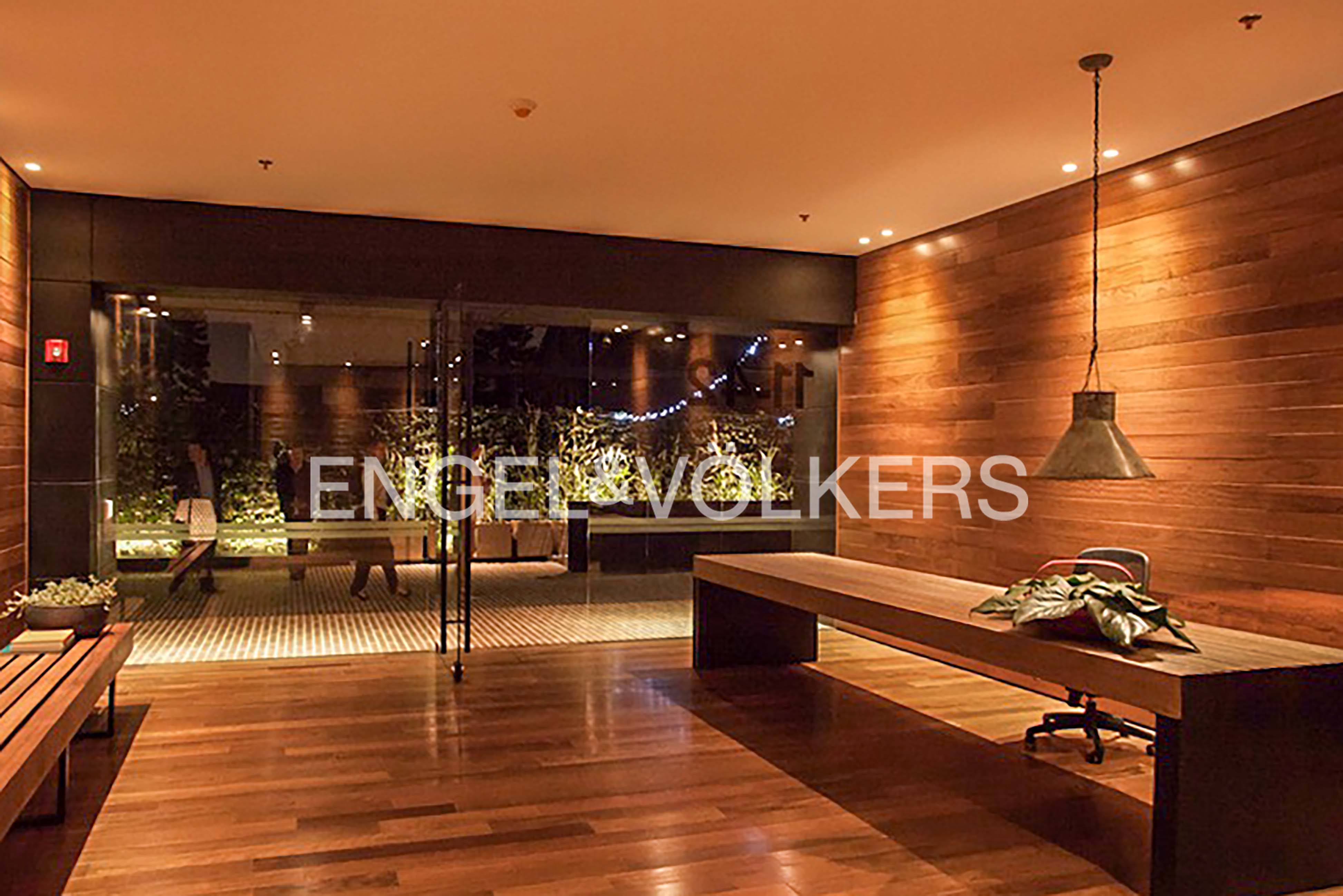 Arriendo oficina en Ochenta81