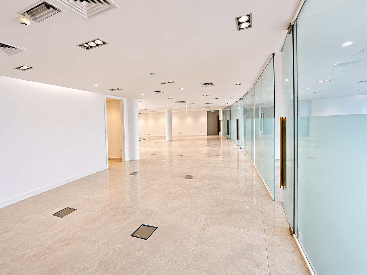 Large Mezzanine Office | Corporate Potential