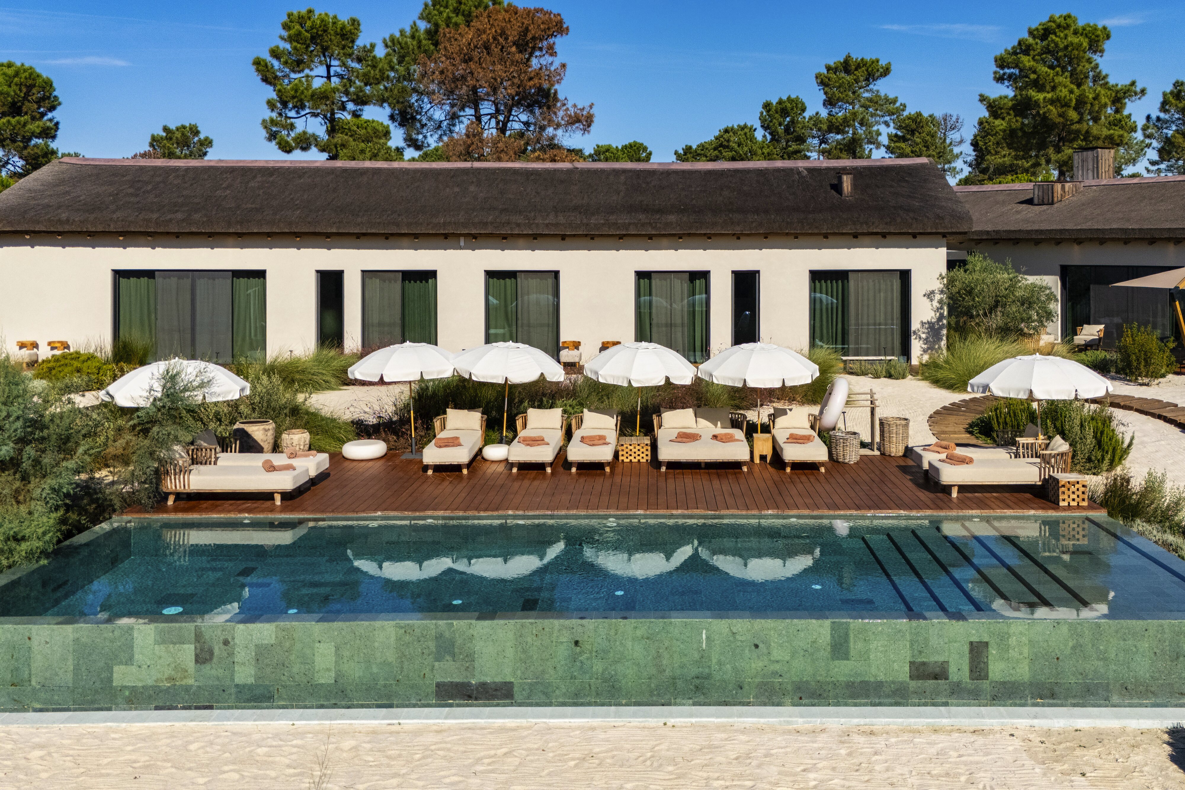 Luxury Villa with Private Pool in Carvalhal