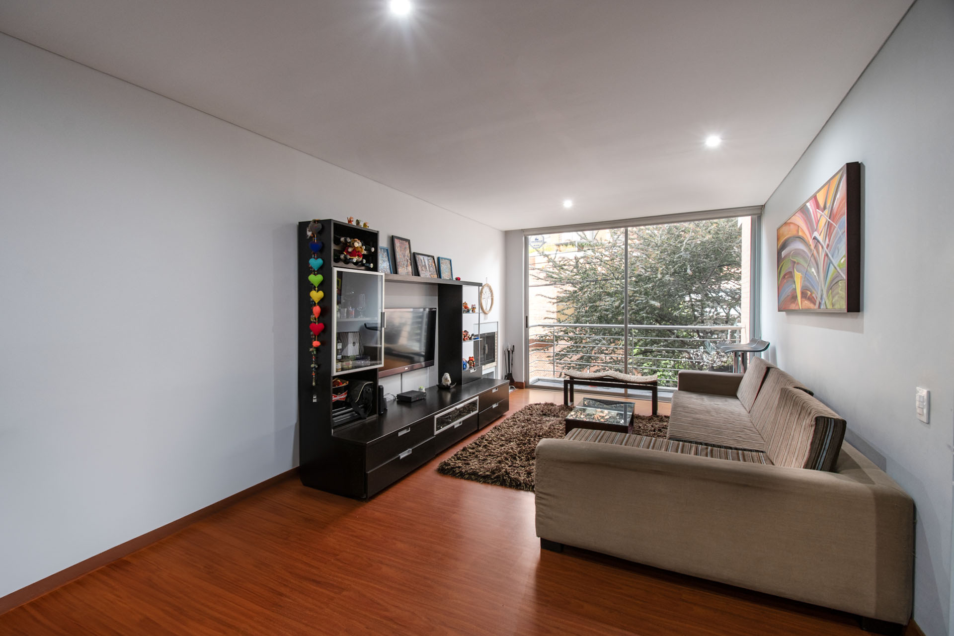 Apartamento con balcones para arriendo en Chapinero Alto