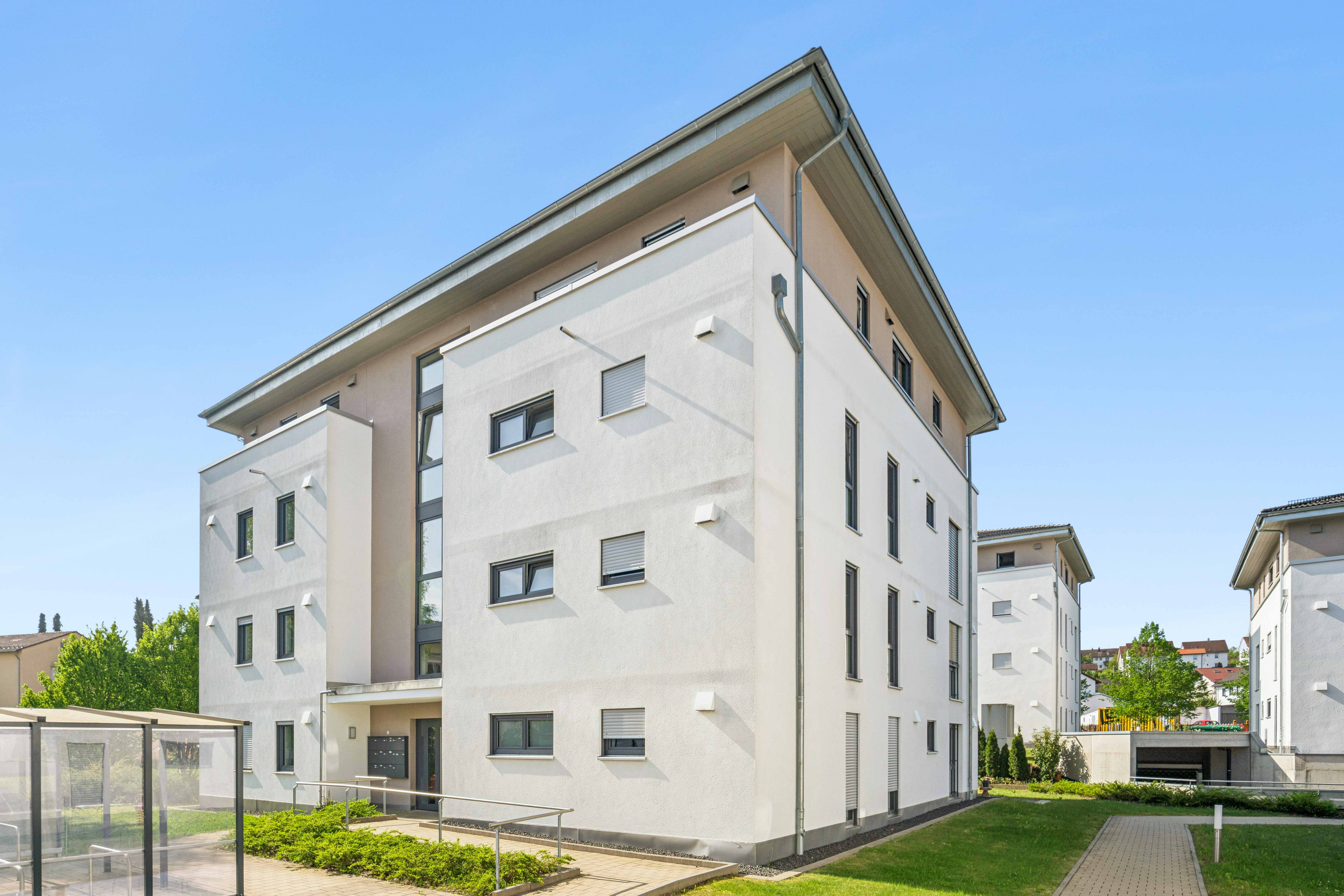Ihr neues Zuhause: Moderne 3-Zimmer-Wohnung mit Terrasse und Tiefgaragenstellplatz in Nattheim