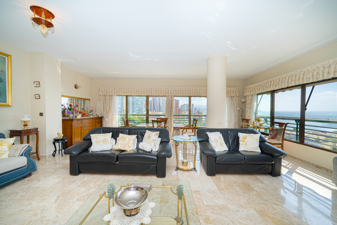 Luxury apartment "Cala de Benidorm", Poniente