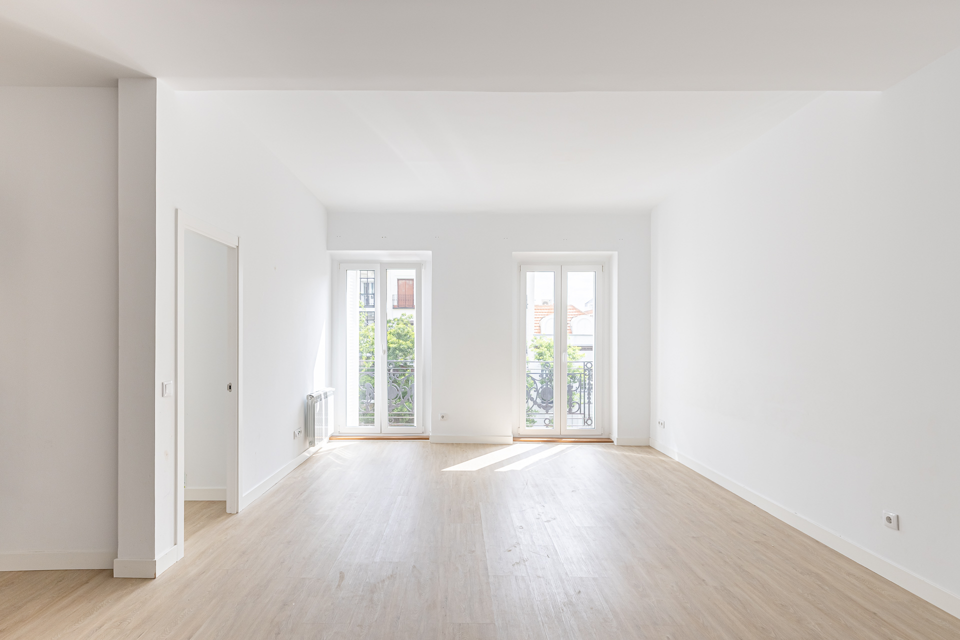 Luminoso piso de 2 Dorm y 2 Baños, recién reformado en ubicación excelente en Chamberí