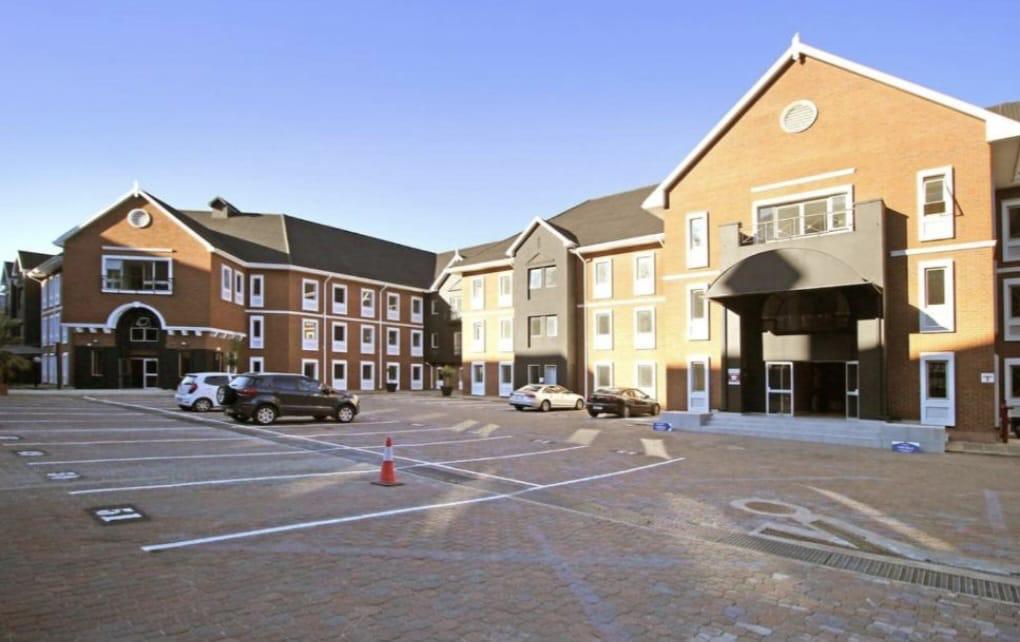 One Bedroom Top floor great investment