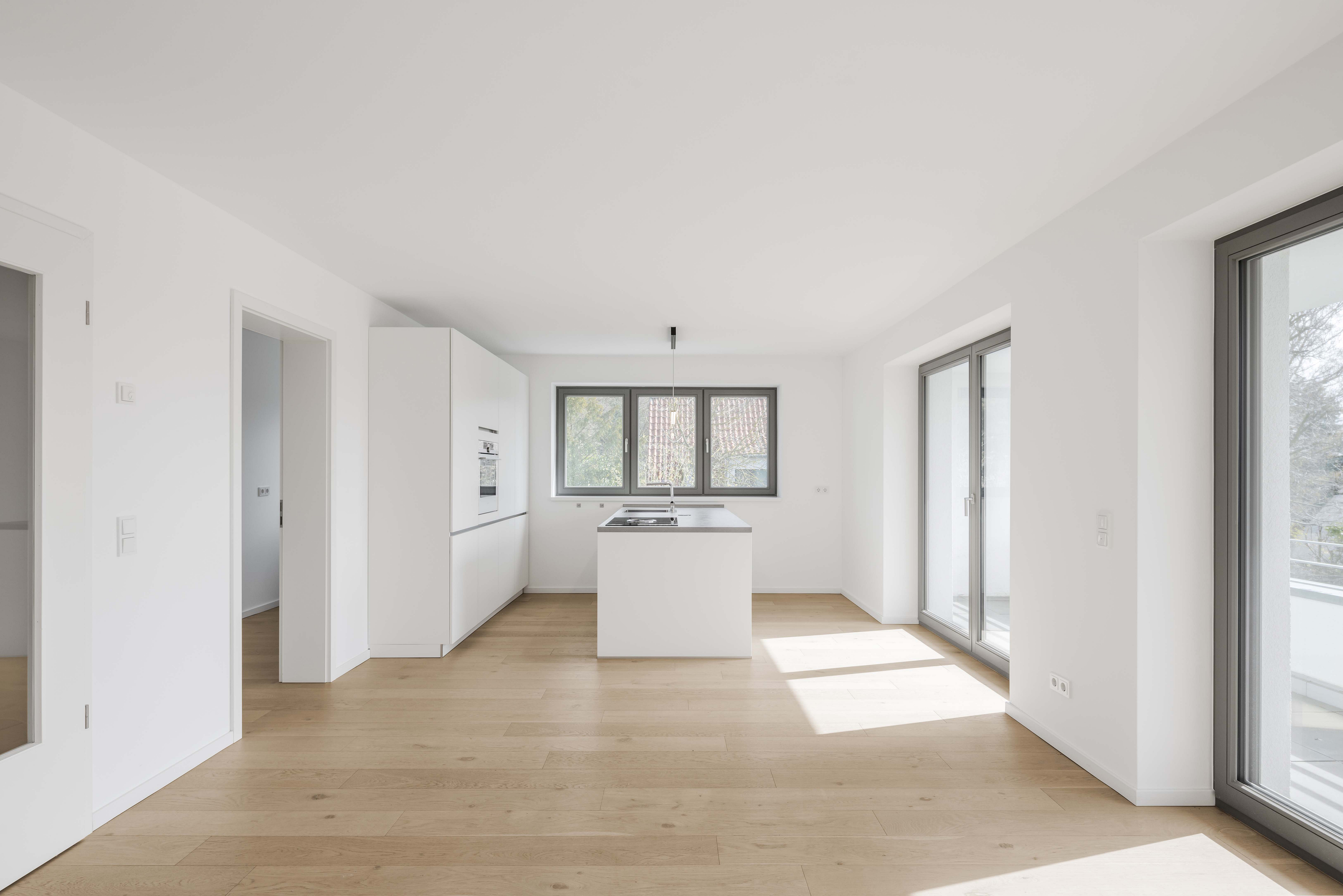 Helles Wohnambiente mit Weitblick