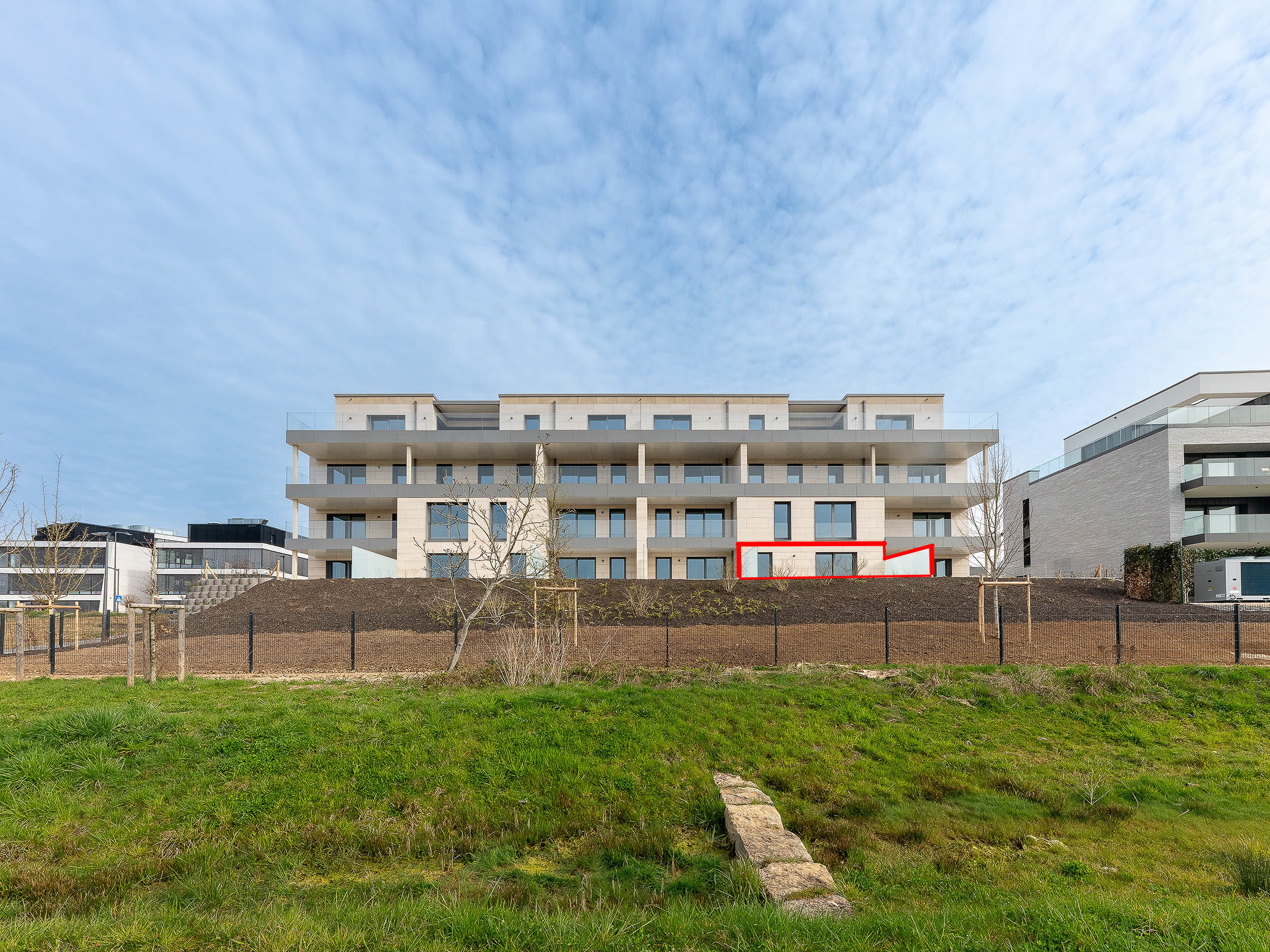 Stunning one bedroom flat with a large terrace