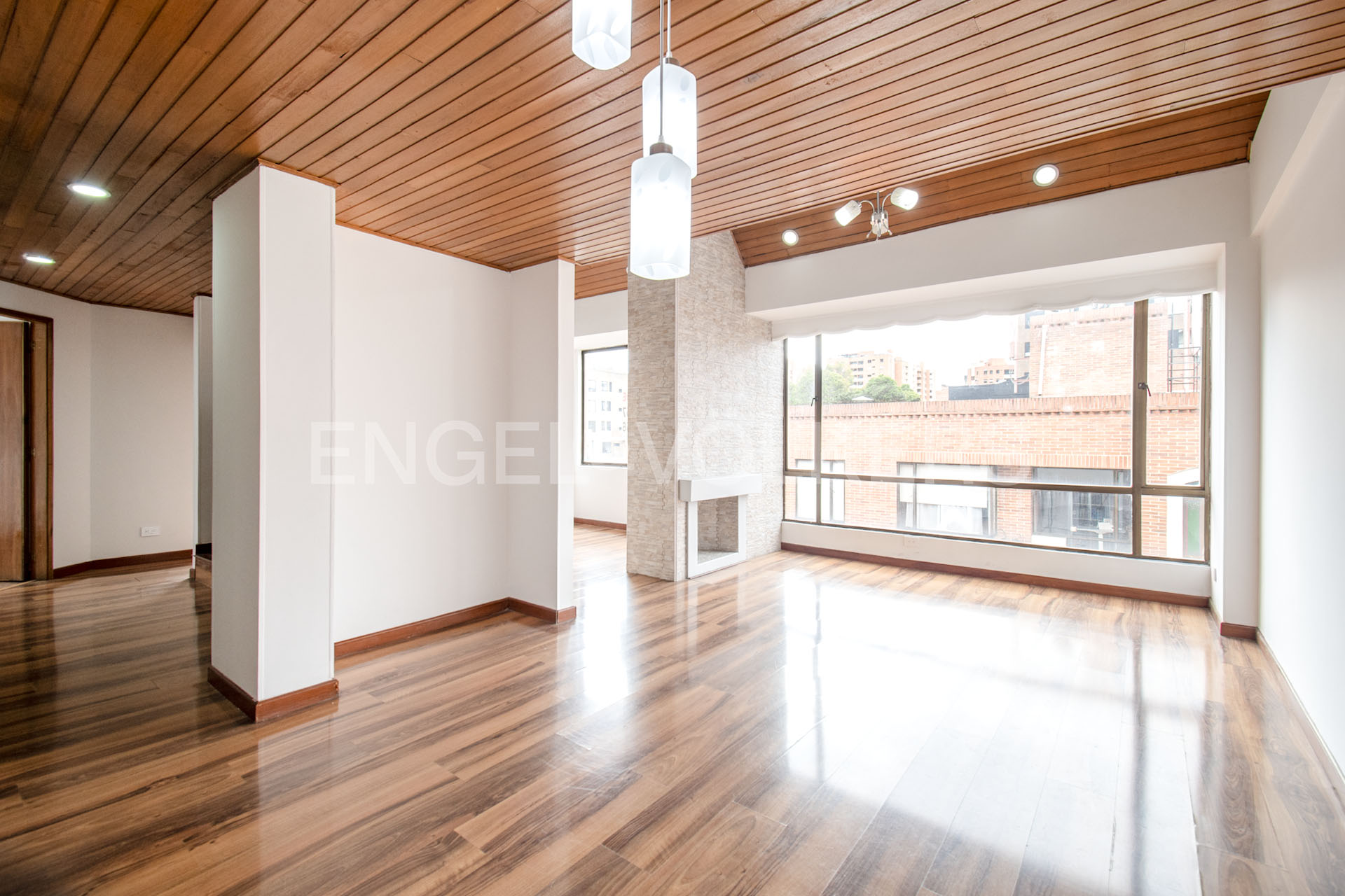 Apartamento dúplex para venta en Santa Ana occidental