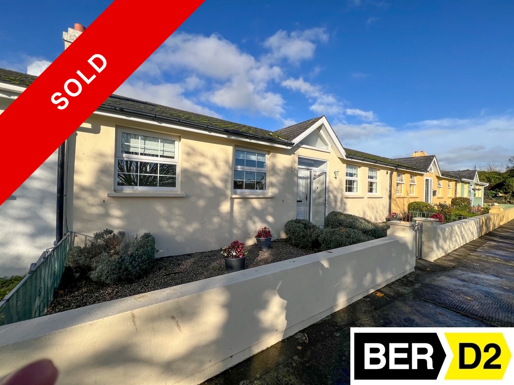 Attractive split-level house in walking distance of Kinsale Town