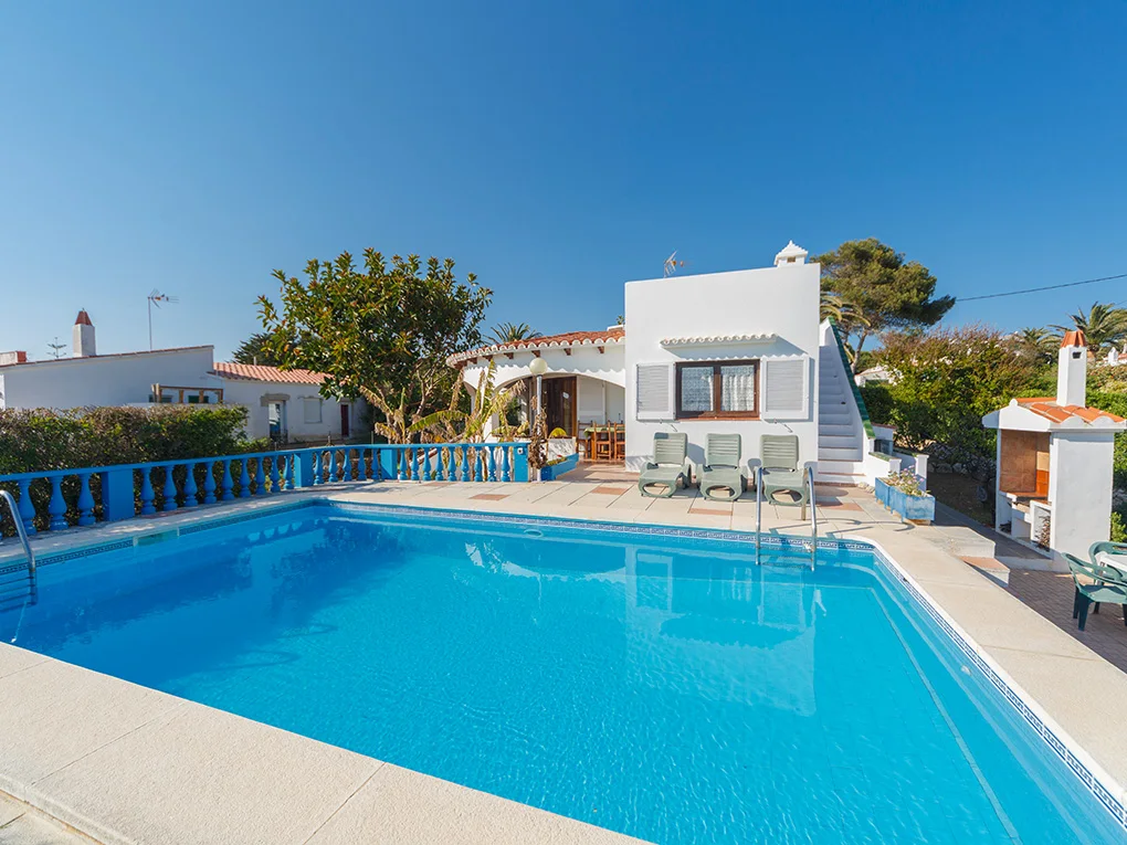 Holiday rental - Sunny villa close to the sea in Binibeca Vell, Menorca