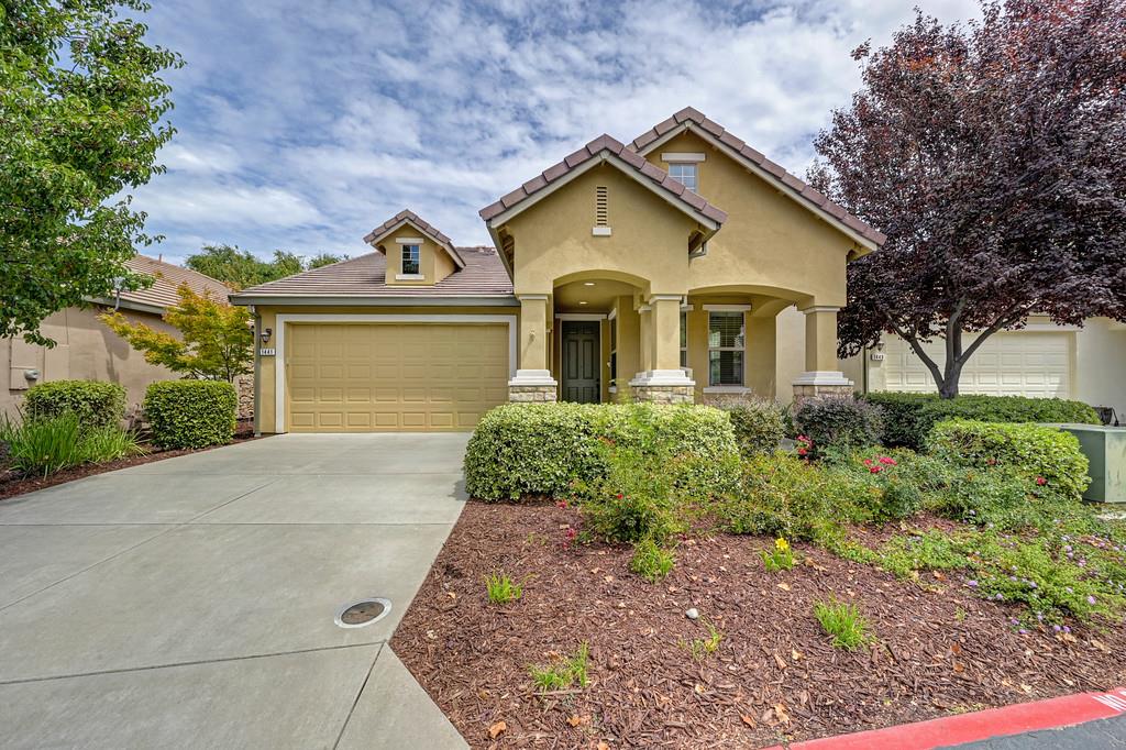 Charming and beautifully maintained cottage!