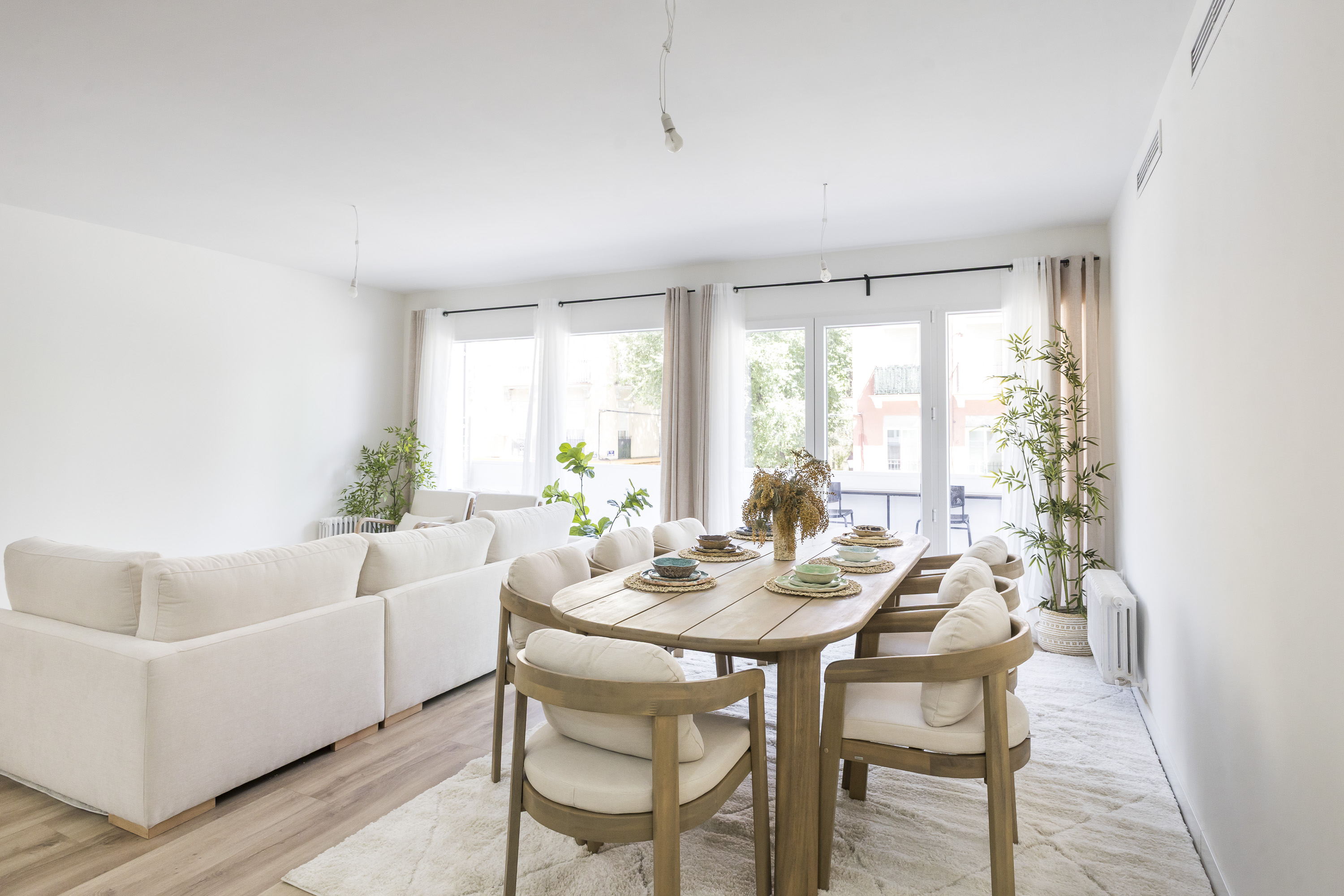 Exclusive renovated property with terrace, parking, and 4 bedrooms on Avenida de los Toreros
