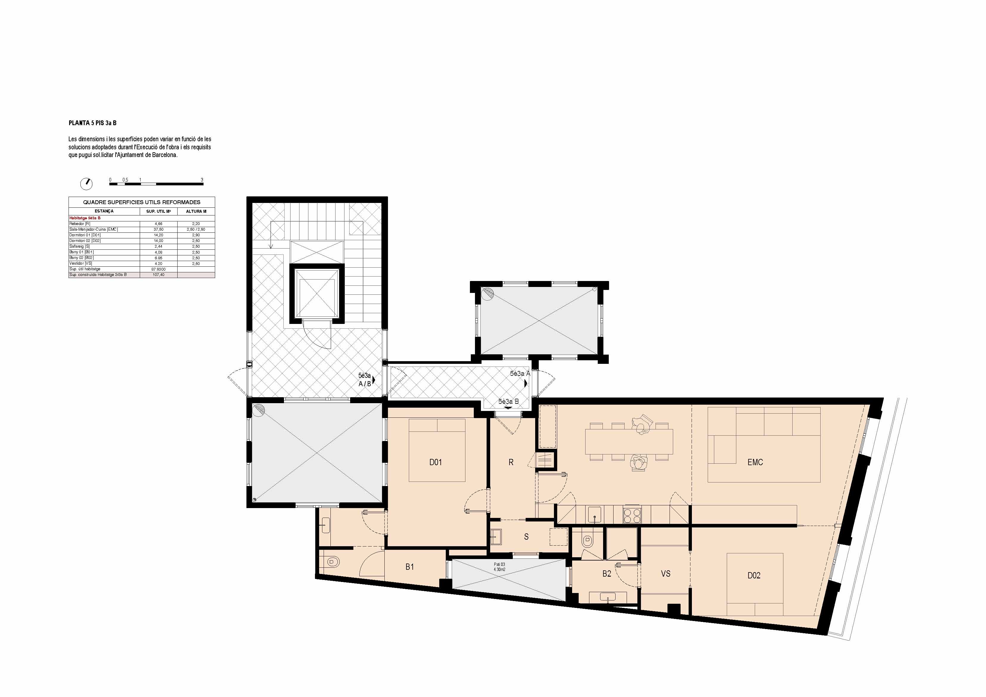 Nicely and lighty  renovated apartment on Comtal Street
