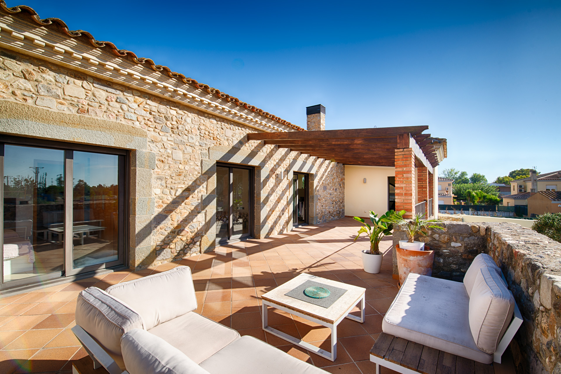 Exclusivity and character in a magnificent property in Fortià