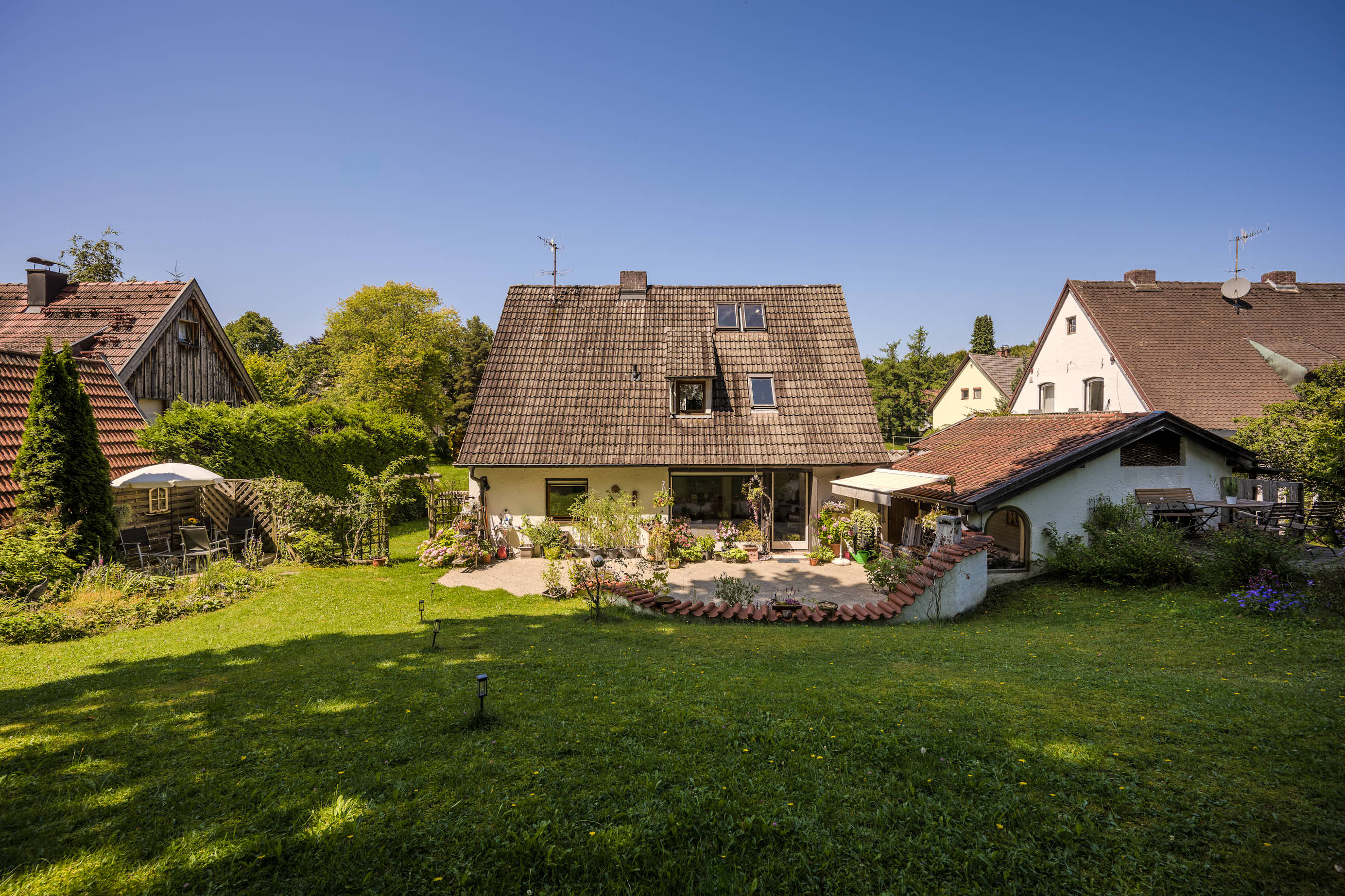 Charmantes Einfamilienhaus mit idyllischem Garten