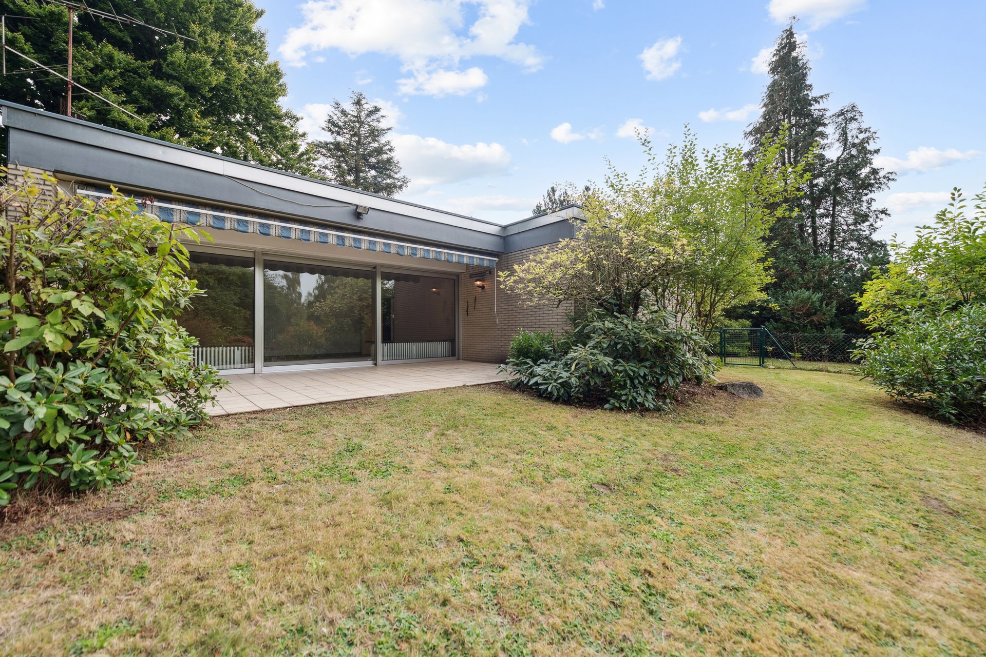 Ihr Projekt mit Potenzial: Bungalow auf großzügigem Grundstück