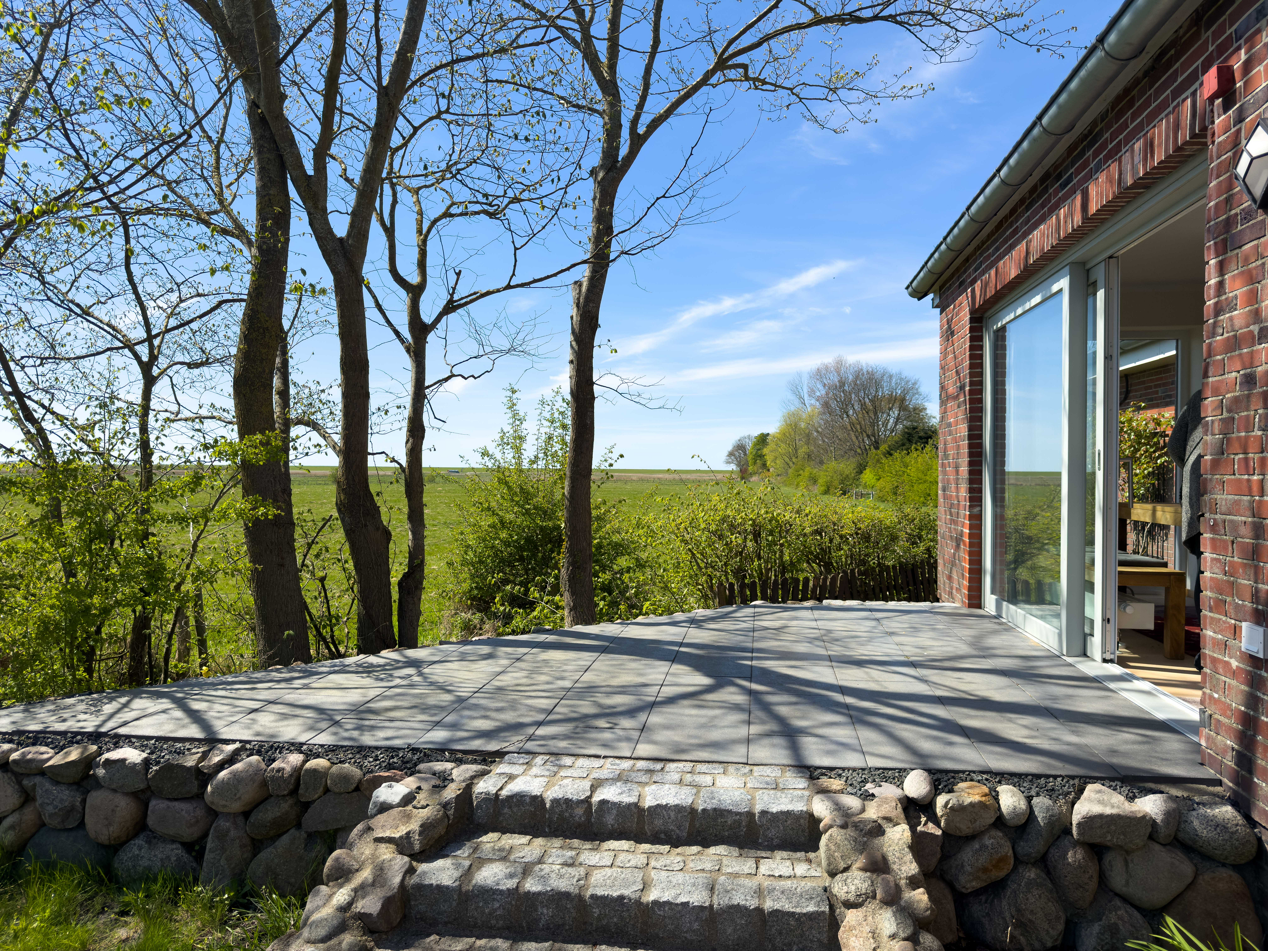Top saniertes Einfamilienhaus mit Blick zum Deich - Husum - Nordsee
