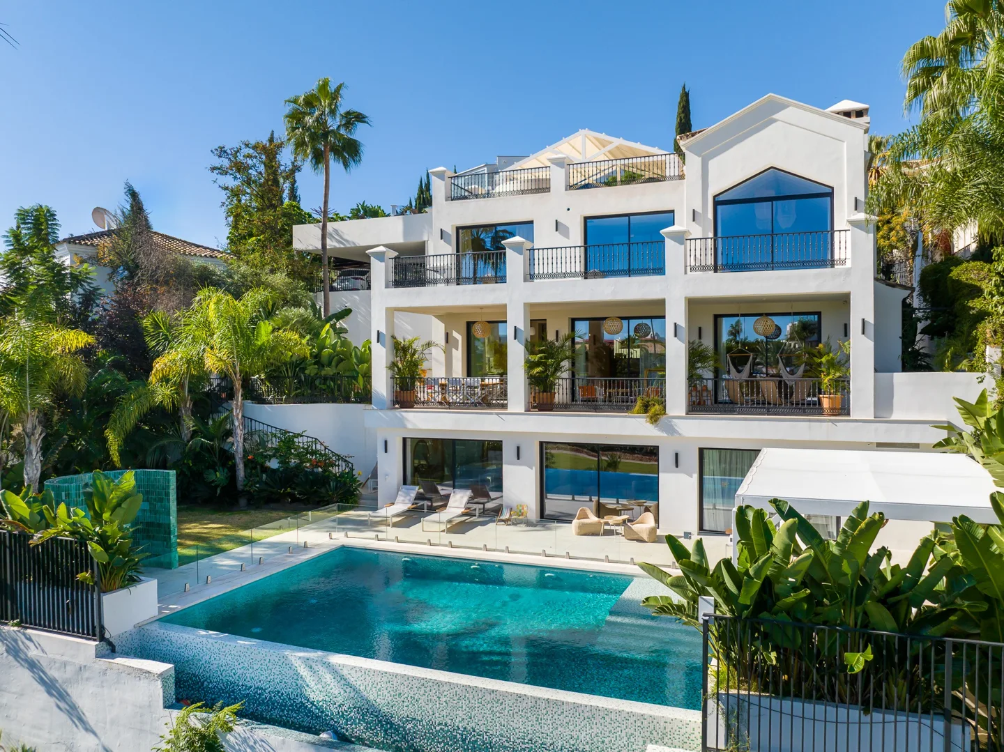La Quinta, Spektakuläre Villa in einer malerischen Wohnanlage