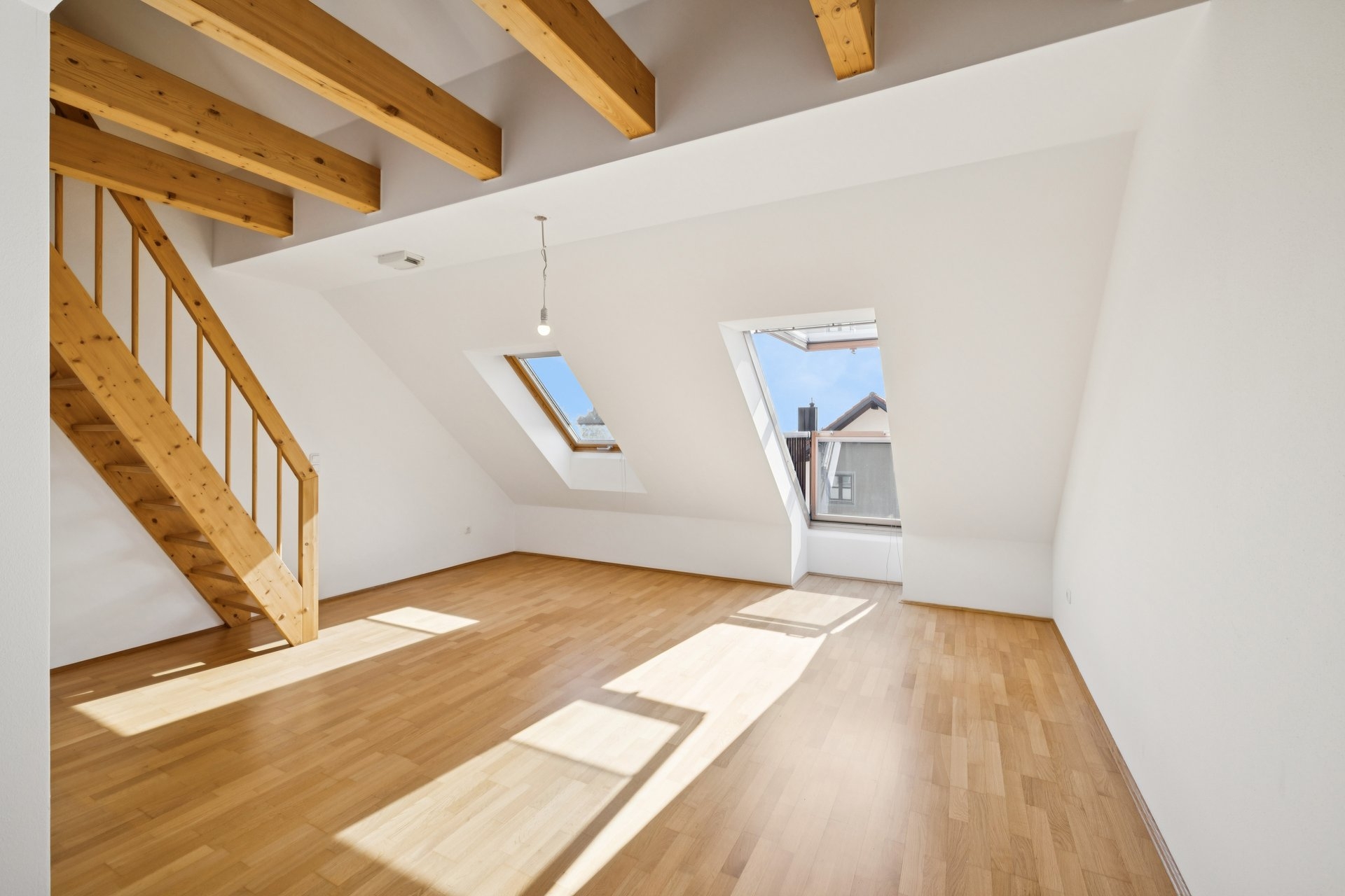 Reihenmittelhaus in Erding, Top Zustand, energieeffizient, ideal für Familien mit Platzbedarf