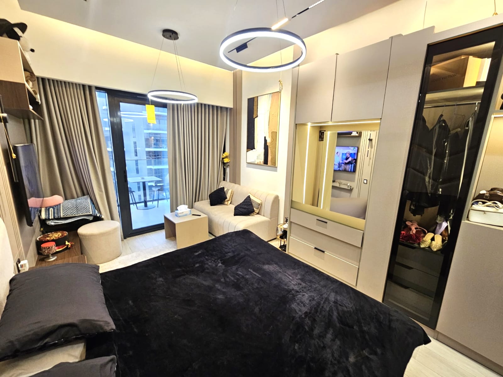 High Floor | Fully Furnished | Ready To Move in